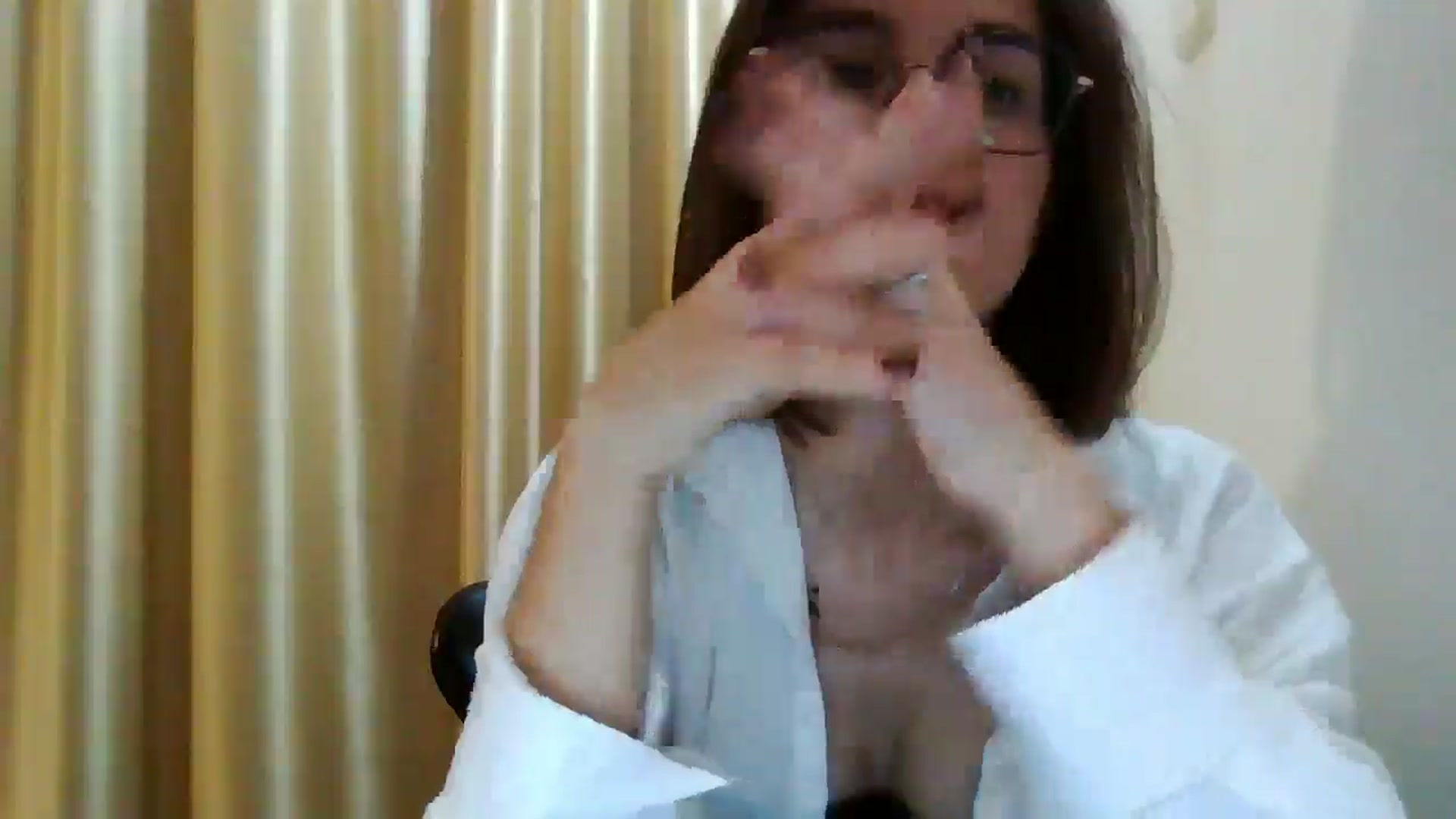 Gallery image thumbnail from EmilyWills's myfreecams stream on, 12/09/2025, 07:33 image 17 of 20
