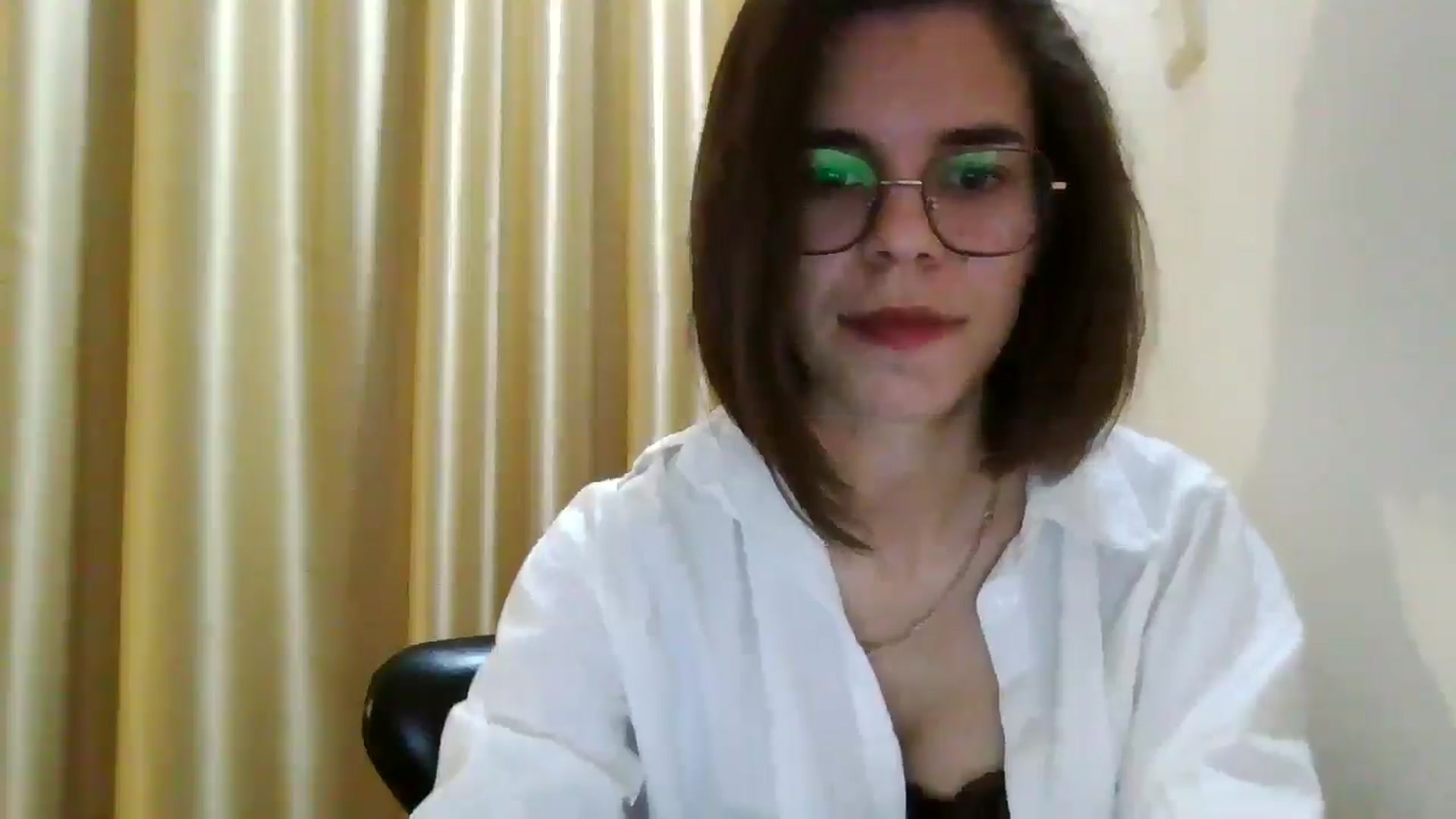 Gallery image thumbnail from EmilyWills's myfreecams stream on, 12/09/2025, 07:33 image 10 of 20