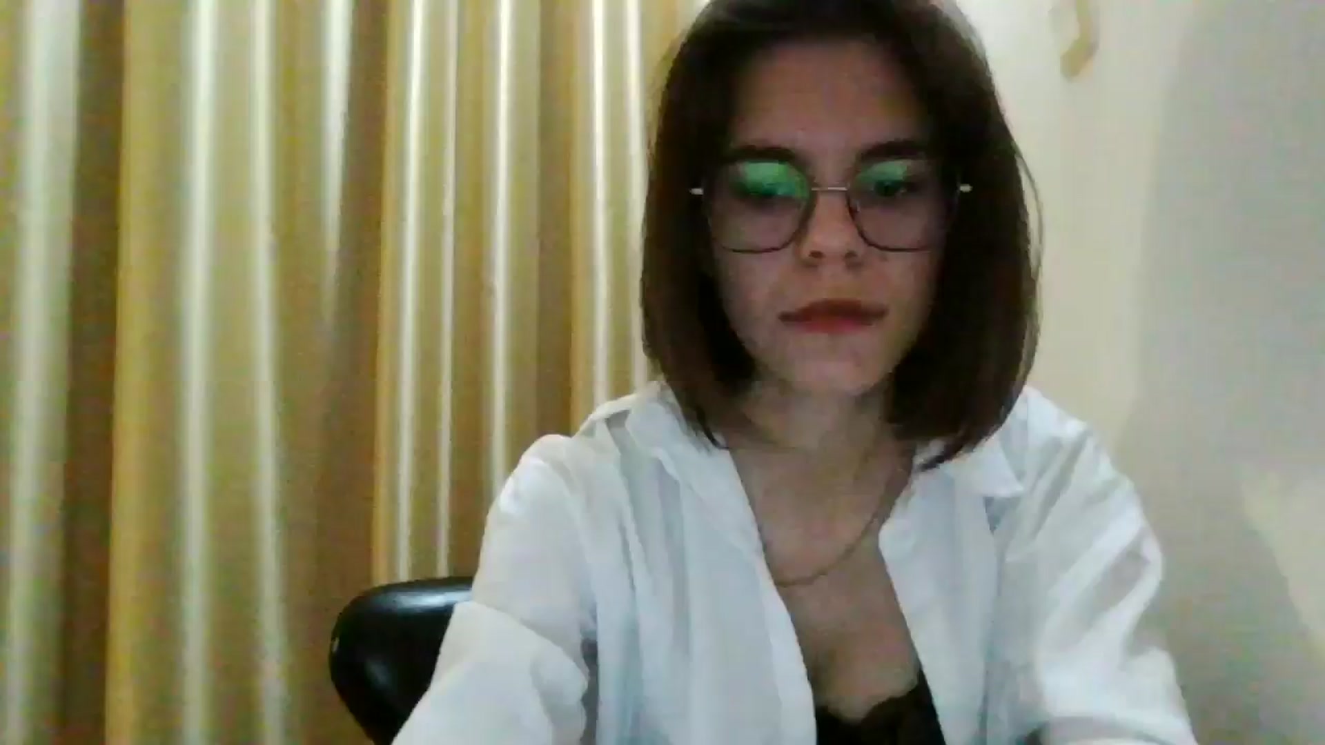 Gallery image thumbnail from EmilyWills's myfreecams stream on, 12/09/2025, 07:33 image 6 of 20