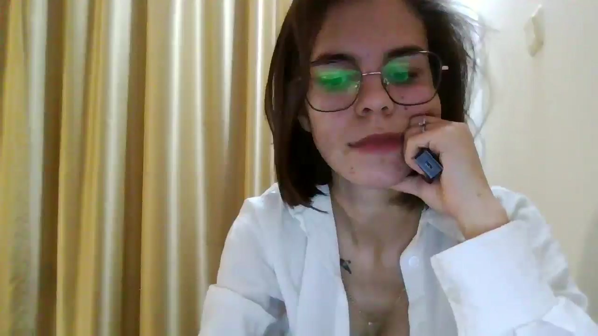 Gallery image thumbnail from EmilyWills's myfreecams stream on, 12/09/2025, 07:33 image 19 of 20