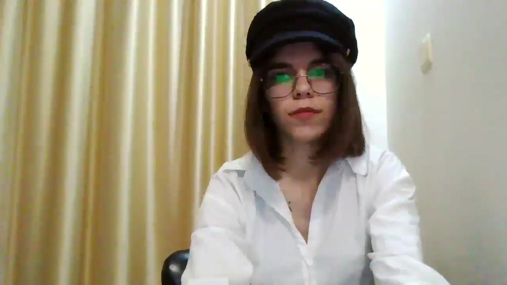 Gallery image thumbnail from EmilyWills's myfreecams stream on, 12/09/2025, 13:19 image 19 of 20