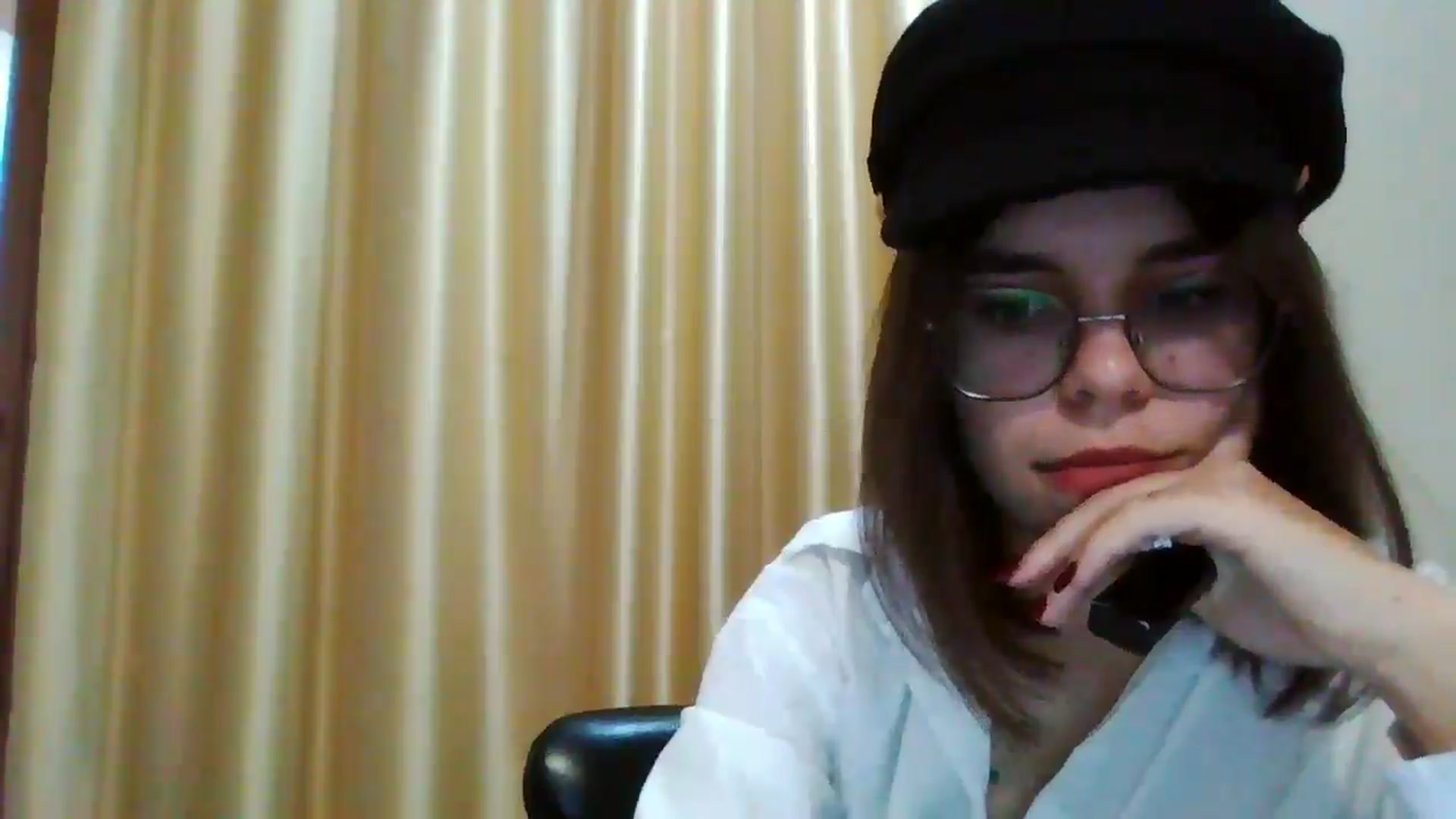 Gallery image thumbnail from EmilyWills's myfreecams stream on, 12/09/2025, 13:19 image 8 of 20