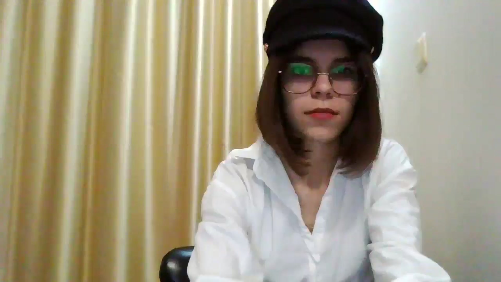 Gallery image thumbnail from EmilyWills's myfreecams stream on, 12/09/2025, 13:19 image 18 of 20