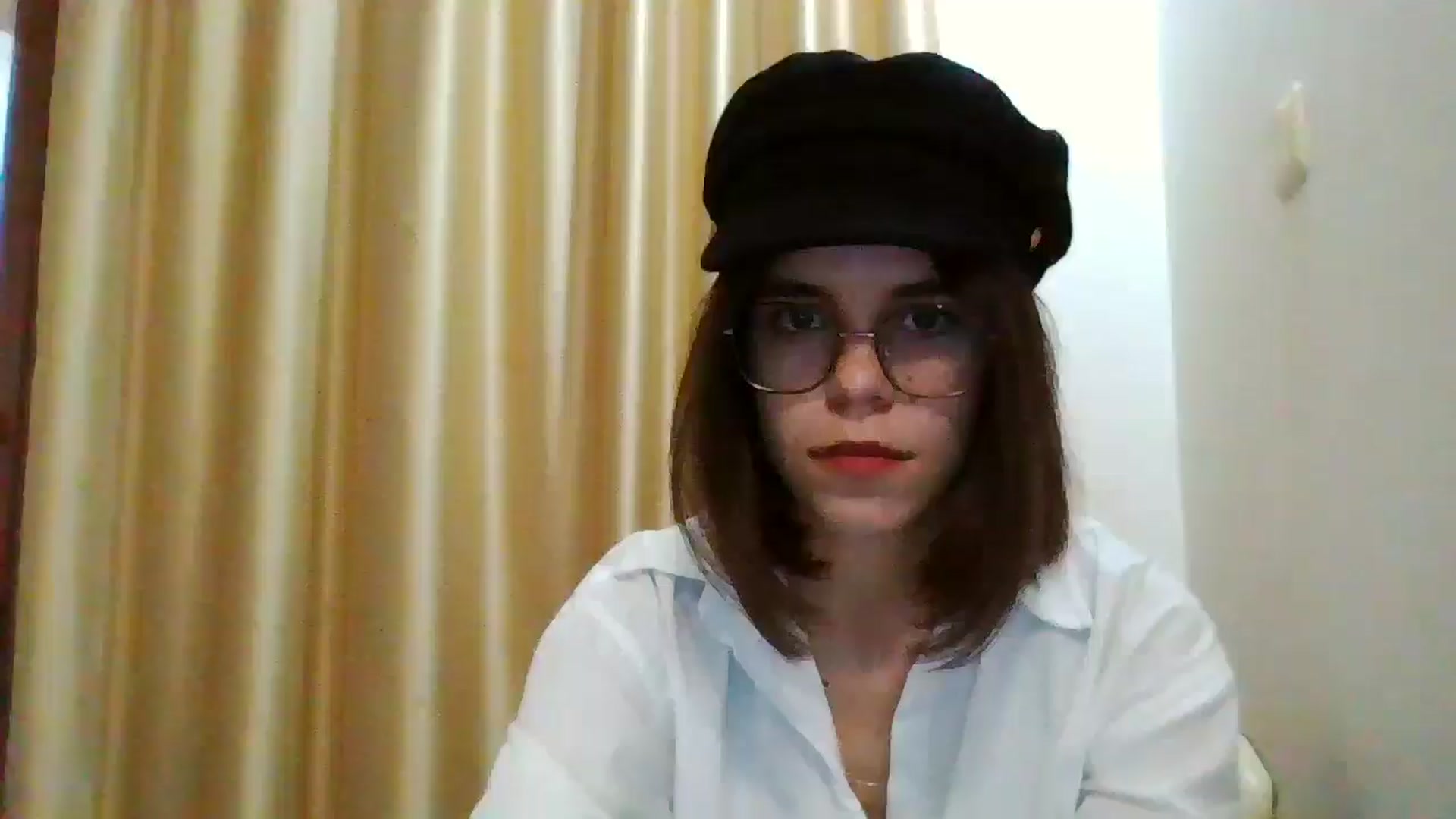 Gallery image thumbnail from EmilyWills's myfreecams stream on, 12/09/2025, 13:19 image 15 of 20