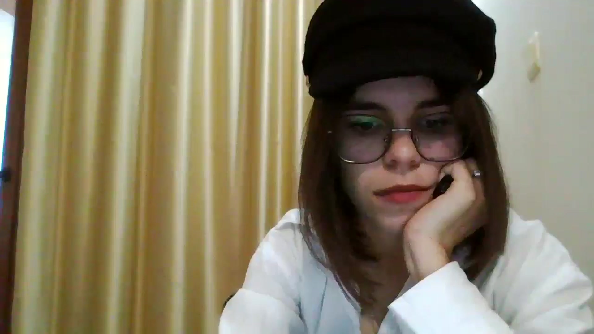 Gallery image thumbnail from EmilyWills's myfreecams stream on, 12/09/2025, 13:19 image 4 of 20