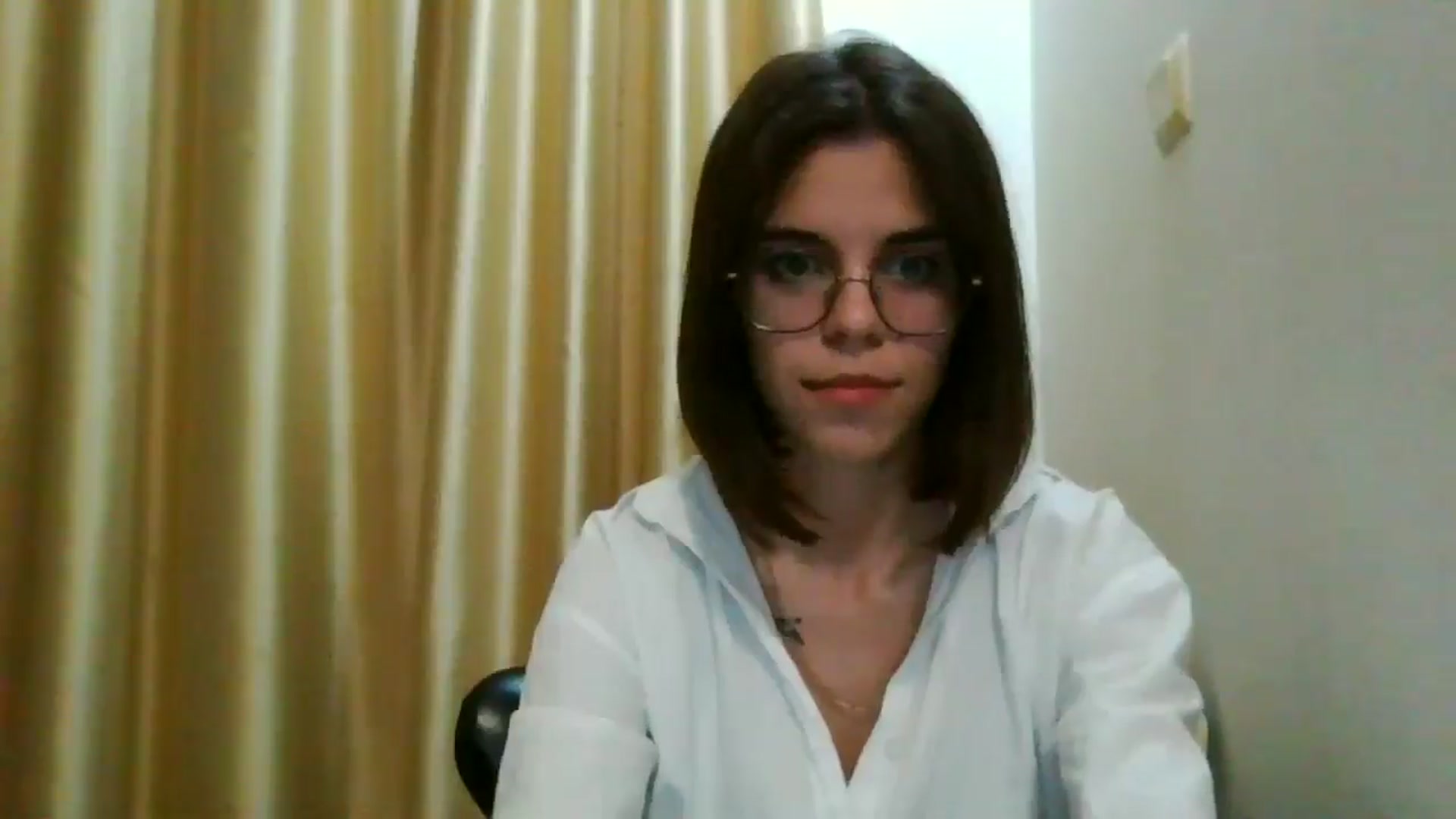 Gallery image thumbnail from EmilyWills's myfreecams stream on, 12/09/2025, 18:24 image 2 of 20