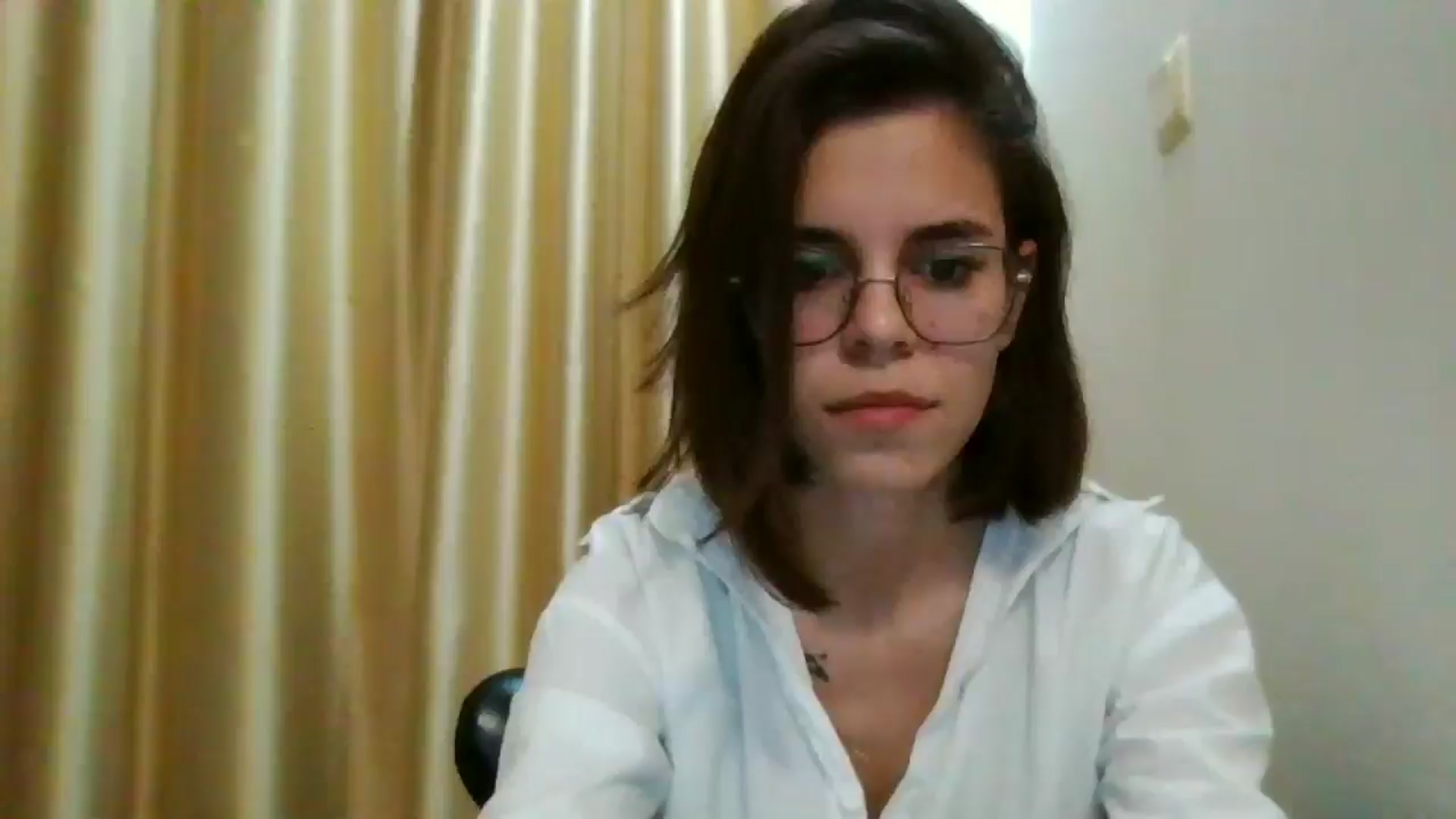 Gallery image thumbnail from EmilyWills's myfreecams stream on, 12/09/2025, 18:24 image 12 of 20