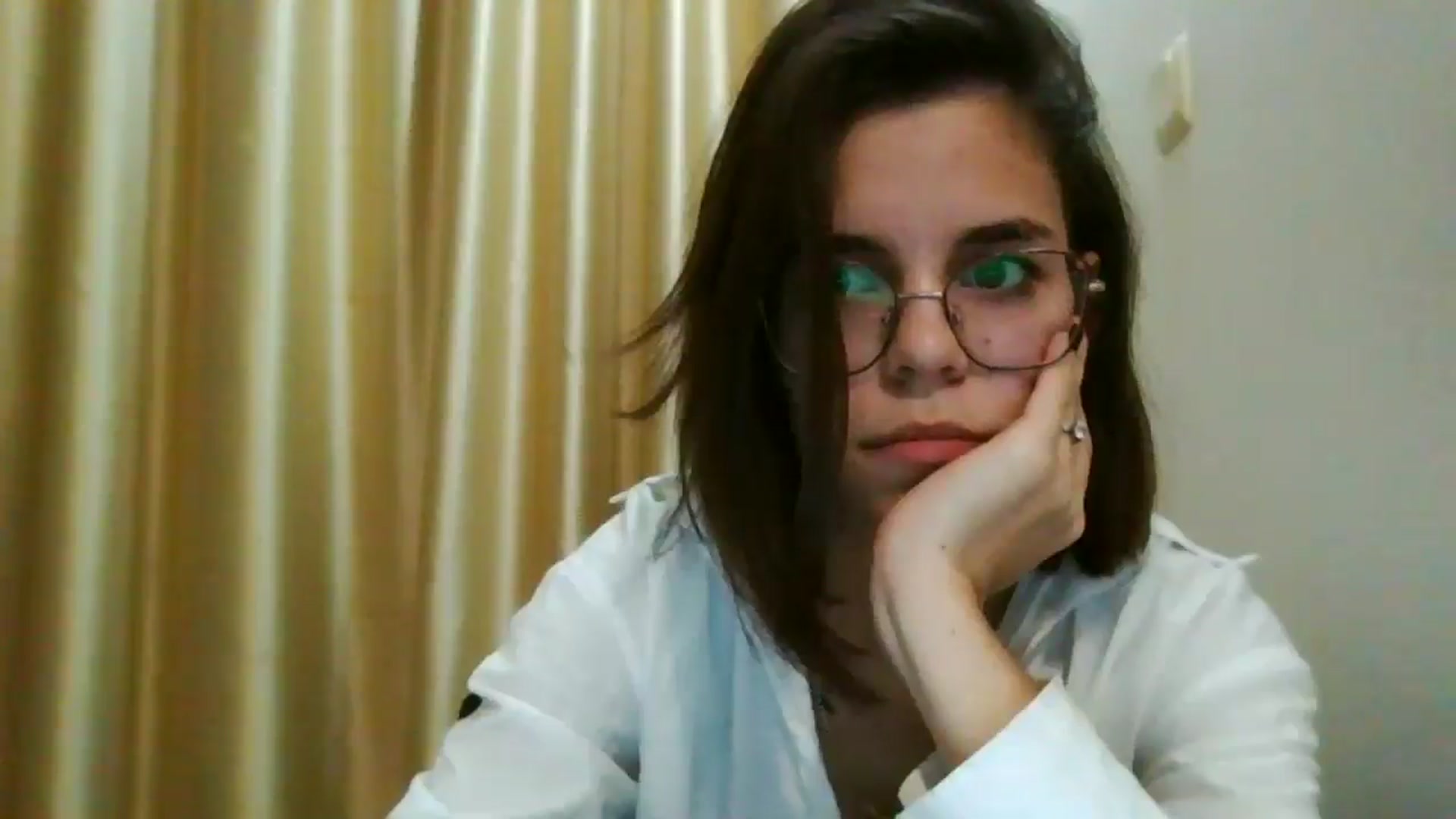 Gallery image thumbnail from EmilyWills's myfreecams stream on, 12/09/2025, 18:24 image 16 of 20