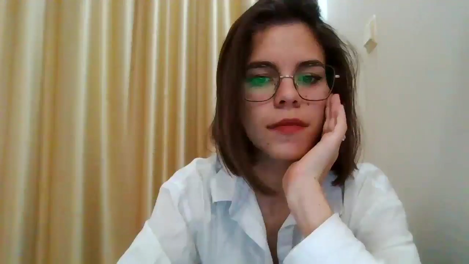 Gallery image thumbnail from EmilyWills's myfreecams stream on, 12/10/2025, 12:38 image 1 of 20