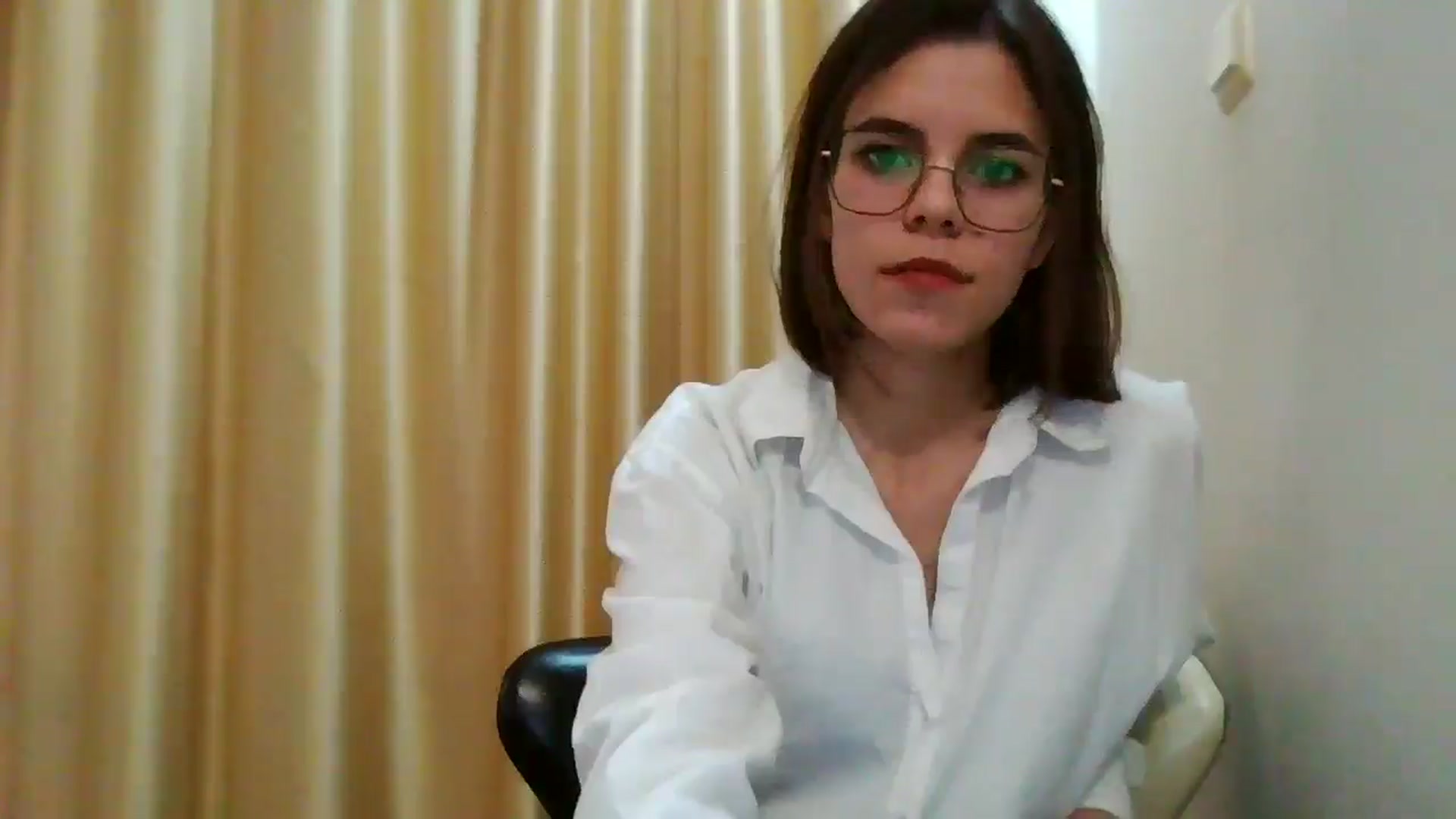 Gallery image thumbnail from EmilyWills's myfreecams stream on, 12/10/2025, 12:38 image 20 of 20