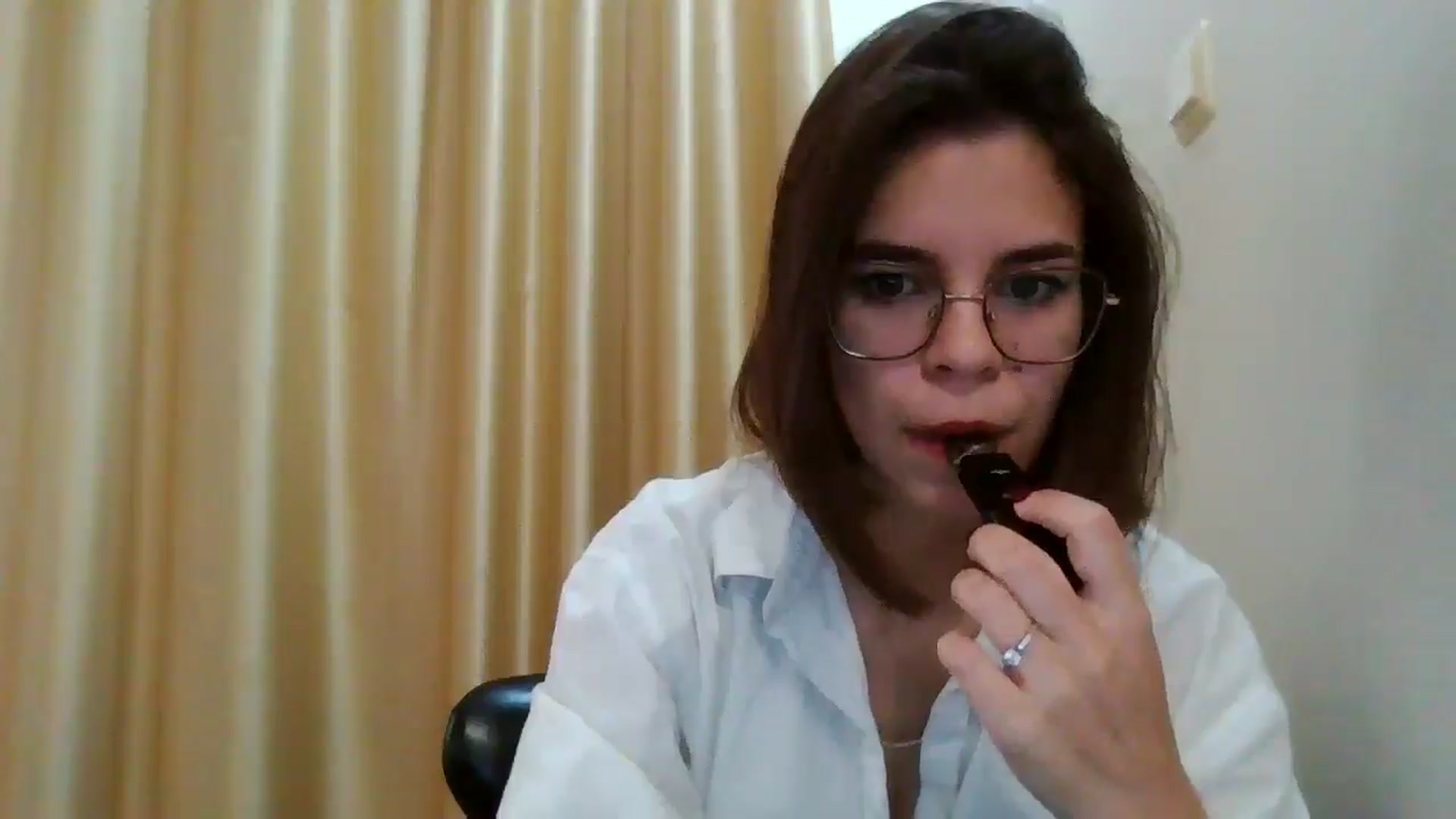 Gallery image thumbnail from EmilyWills's myfreecams stream on, 12/10/2025, 12:38 image 6 of 20