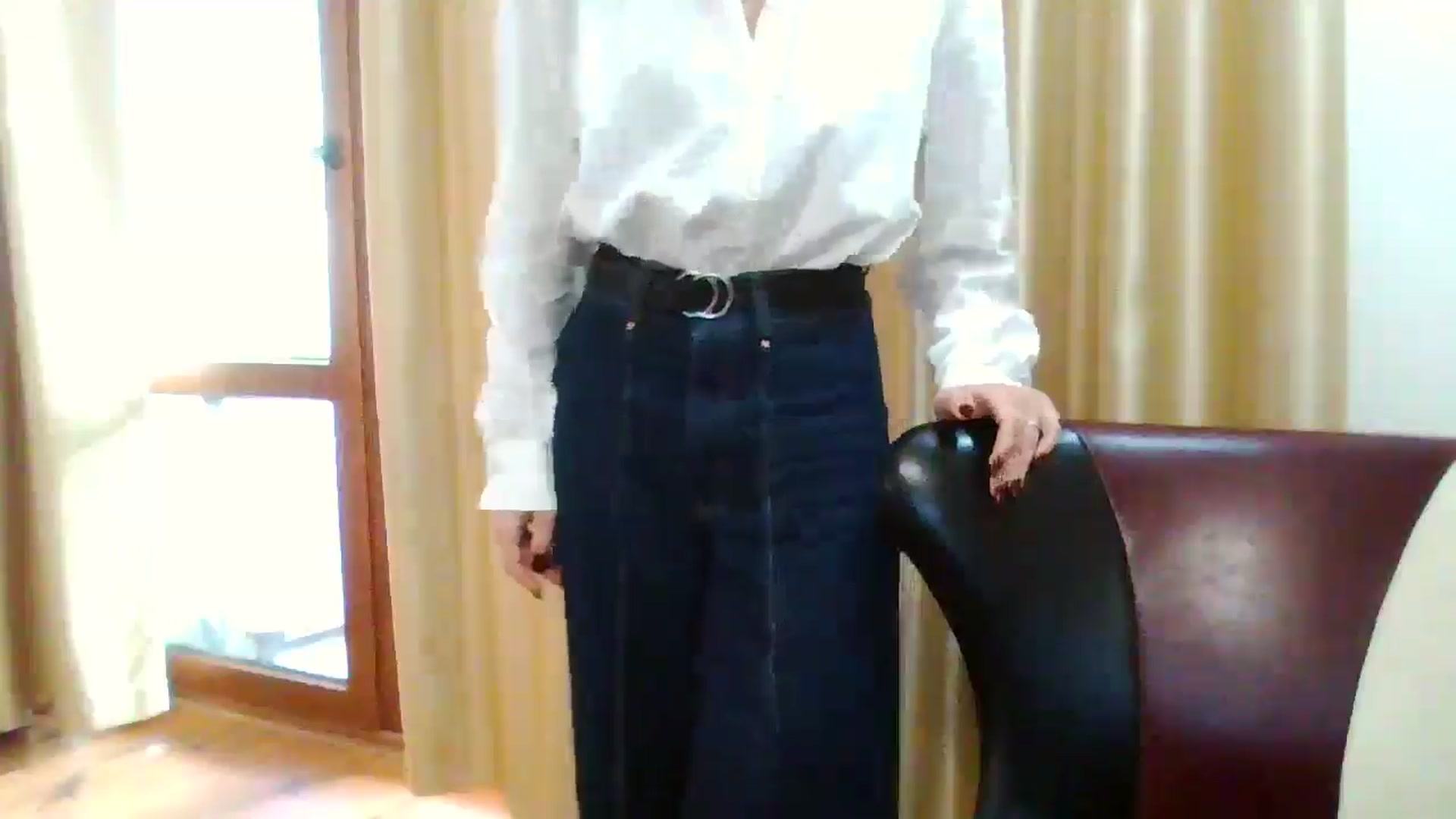 Gallery image thumbnail from EmilyWills's myfreecams stream on, 12/10/2025, 12:38 image 11 of 20