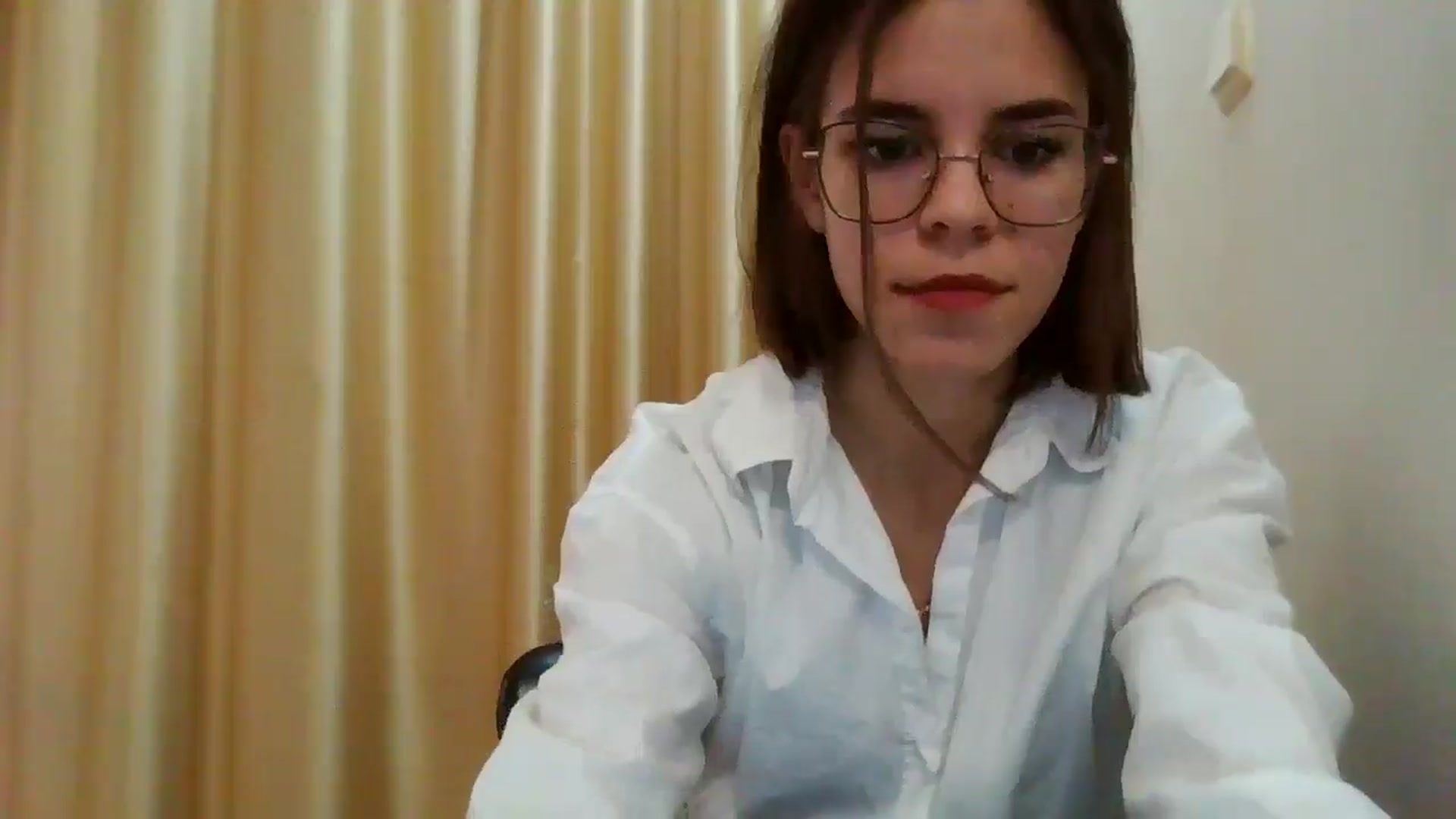 Gallery image thumbnail from EmilyWills's myfreecams stream on, 12/10/2025, 12:38 image 15 of 20