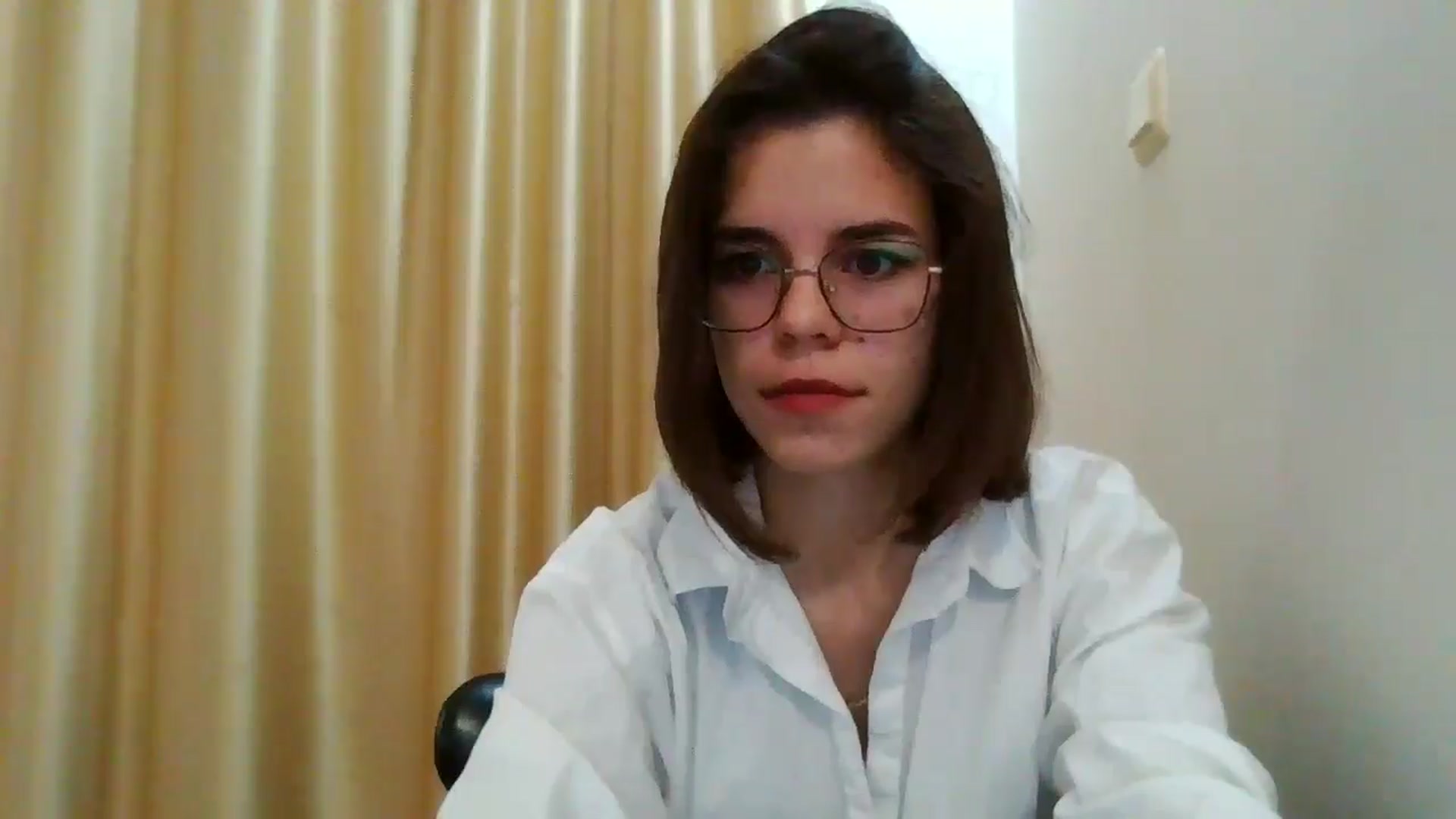 Gallery image thumbnail from EmilyWills's myfreecams stream on, 12/10/2025, 12:38 image 2 of 20