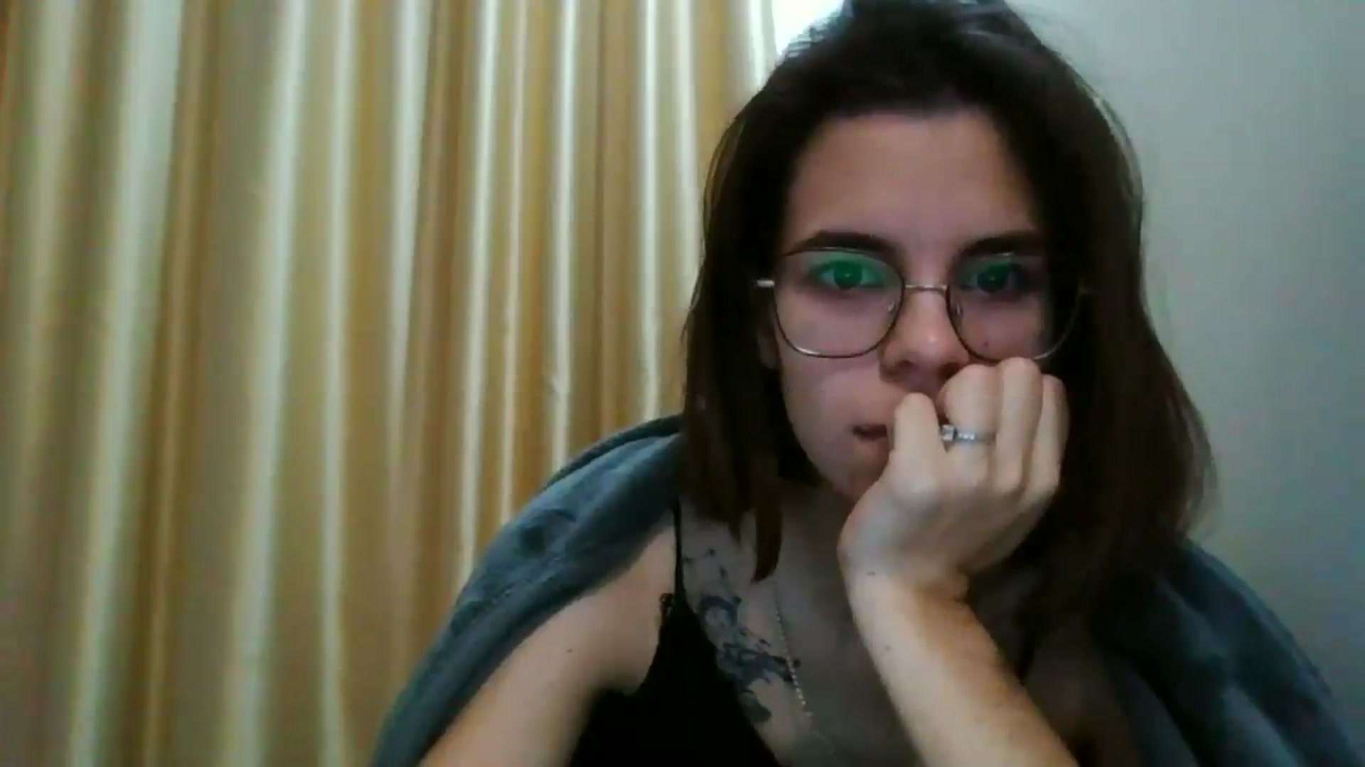 Gallery image thumbnail from EmilyWills's myfreecams stream on, 12/11/2025, 06:12 image 13 of 20