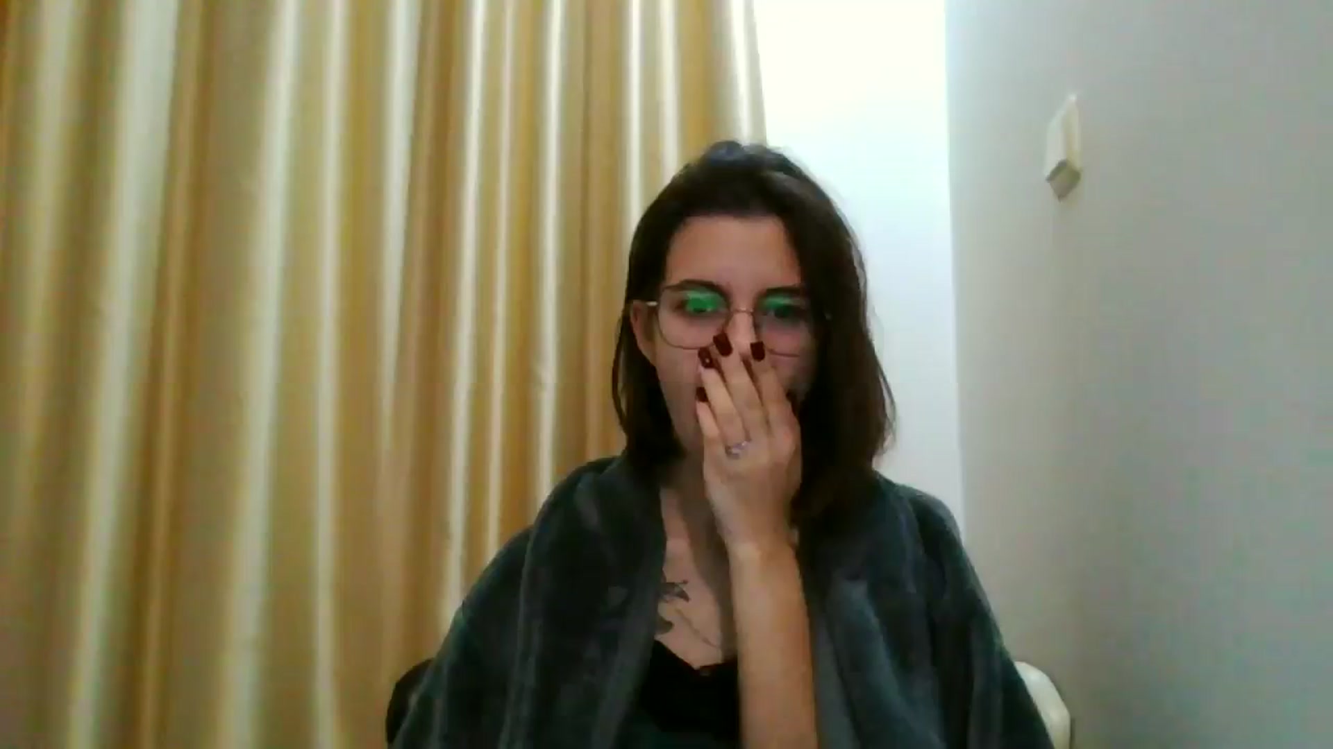 Gallery image thumbnail from EmilyWills's myfreecams stream on, 12/11/2025, 06:12 image 5 of 20