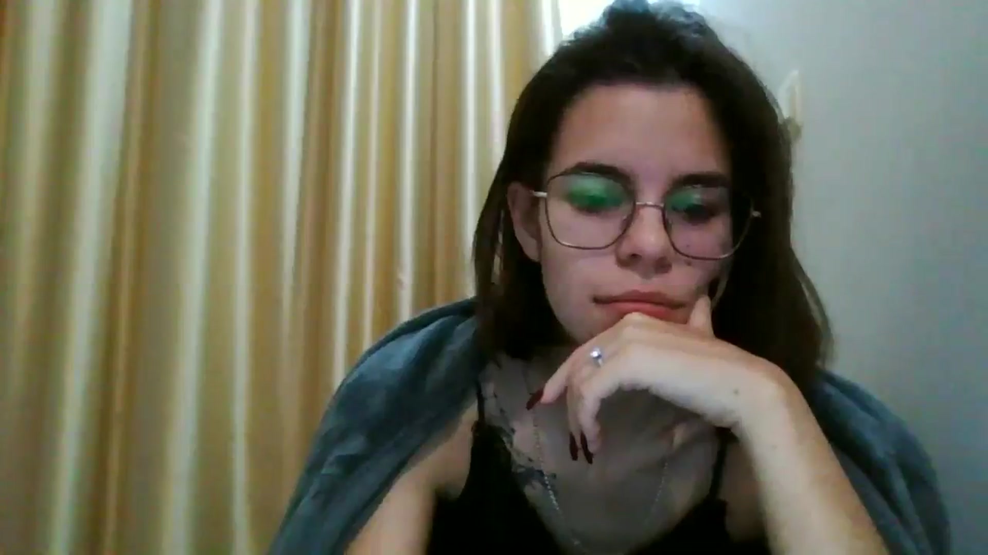 Gallery image thumbnail from EmilyWills's myfreecams stream on, 12/11/2025, 06:12 image 7 of 20