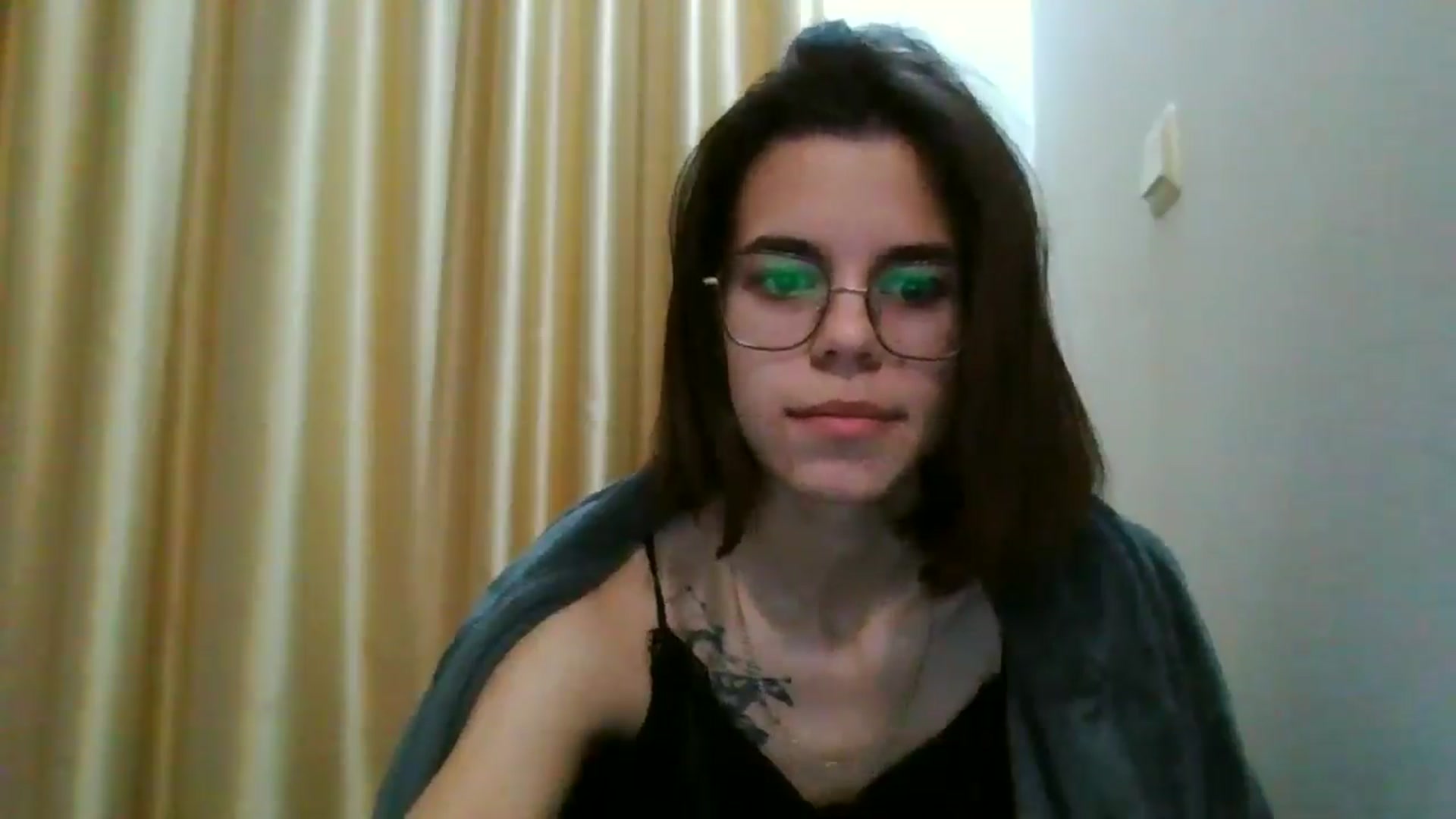 Gallery image thumbnail from EmilyWills's myfreecams stream on, 12/11/2025, 06:12 image 16 of 20