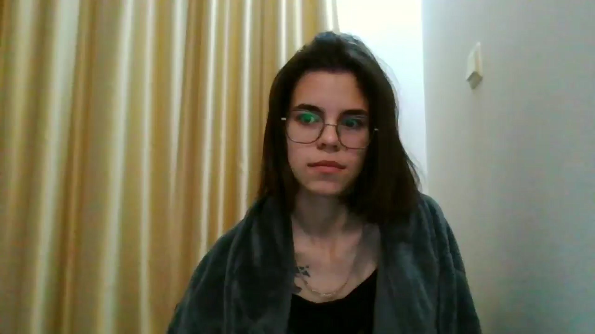 Gallery image thumbnail from EmilyWills's myfreecams stream on, 12/11/2025, 06:12 image 19 of 20