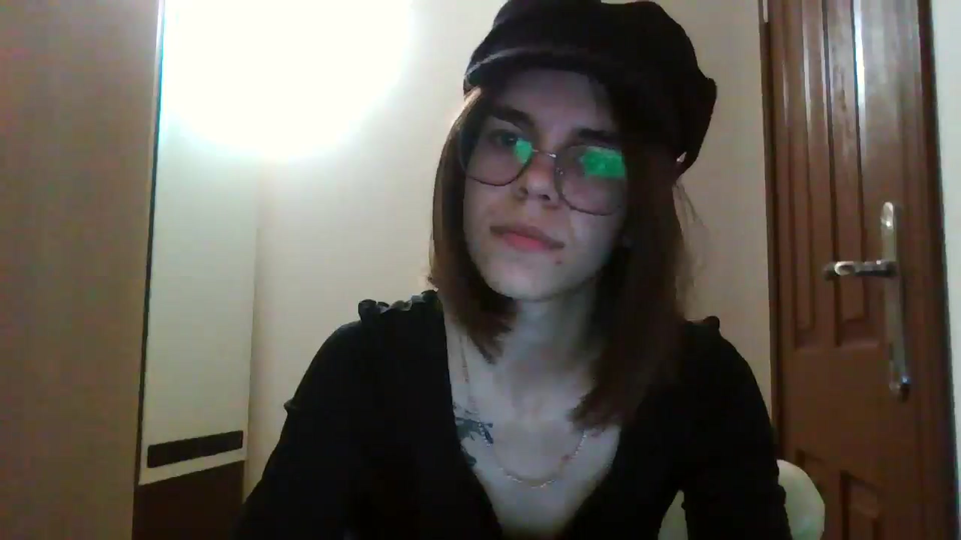 Gallery image thumbnail from EmilyWills's myfreecams stream on, 12/16/2025, 23:21 image 8 of 20