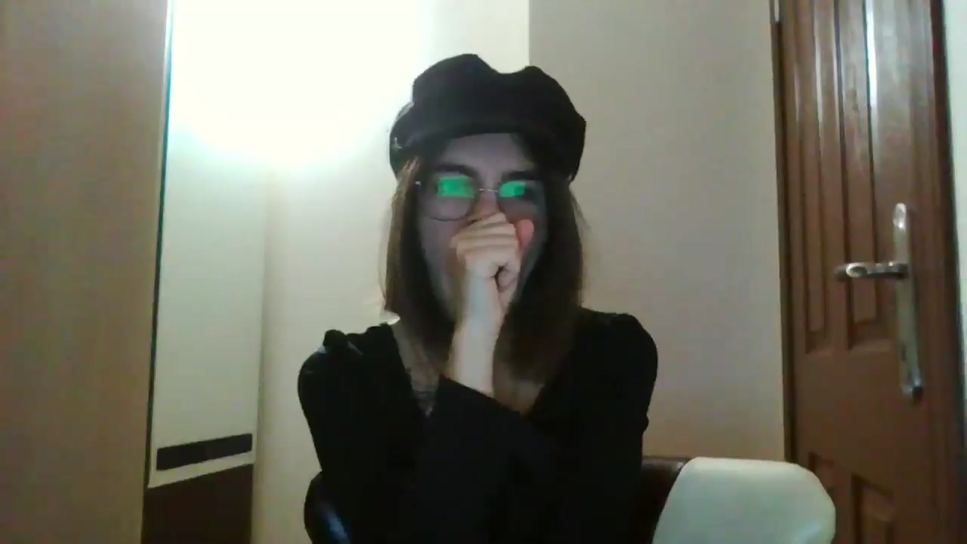 Gallery image thumbnail from EmilyWills's myfreecams stream on, 12/16/2025, 23:21 image 14 of 20