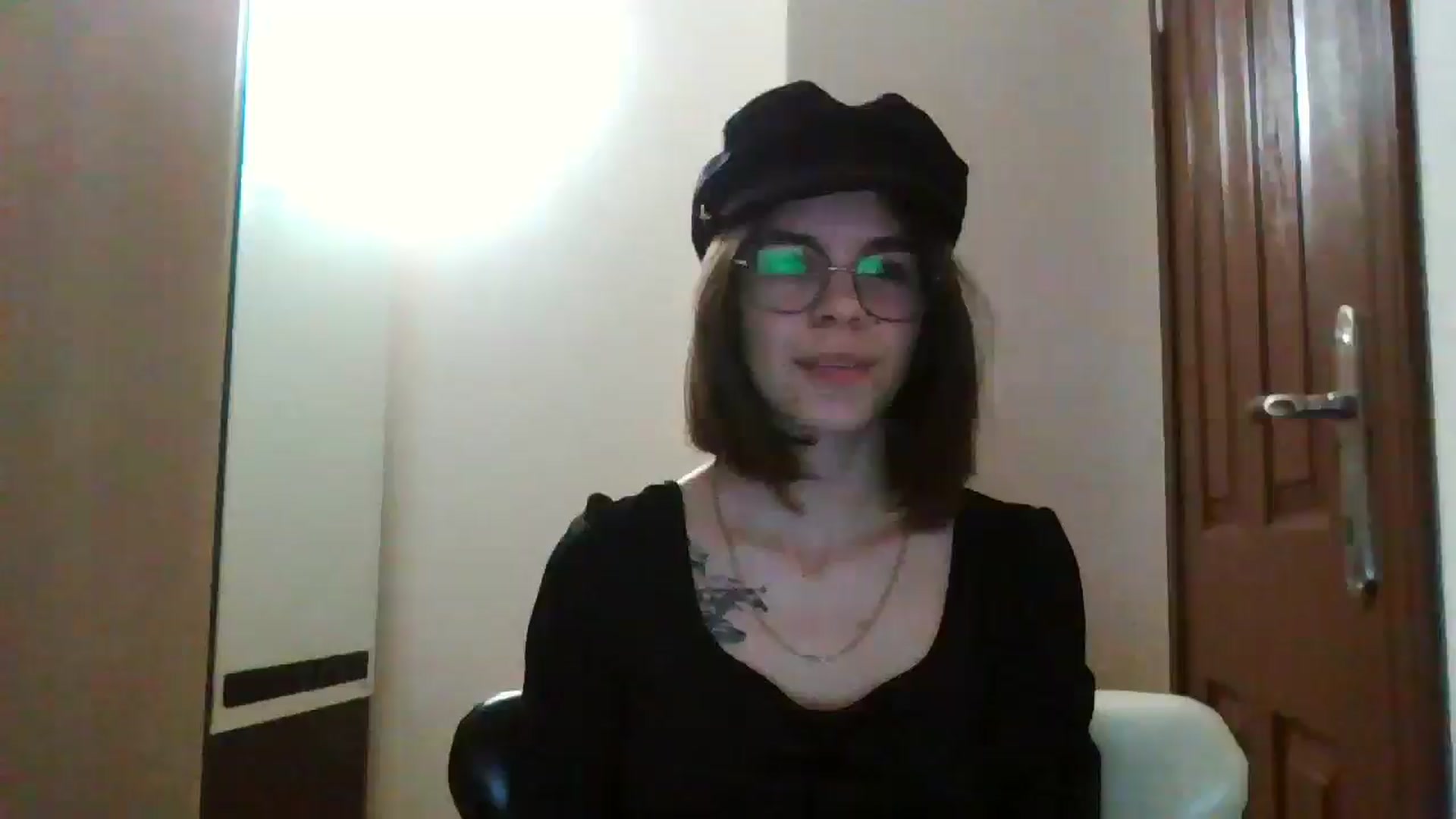 Gallery image thumbnail from EmilyWills's myfreecams stream on, 12/16/2025, 23:21 image 1 of 20