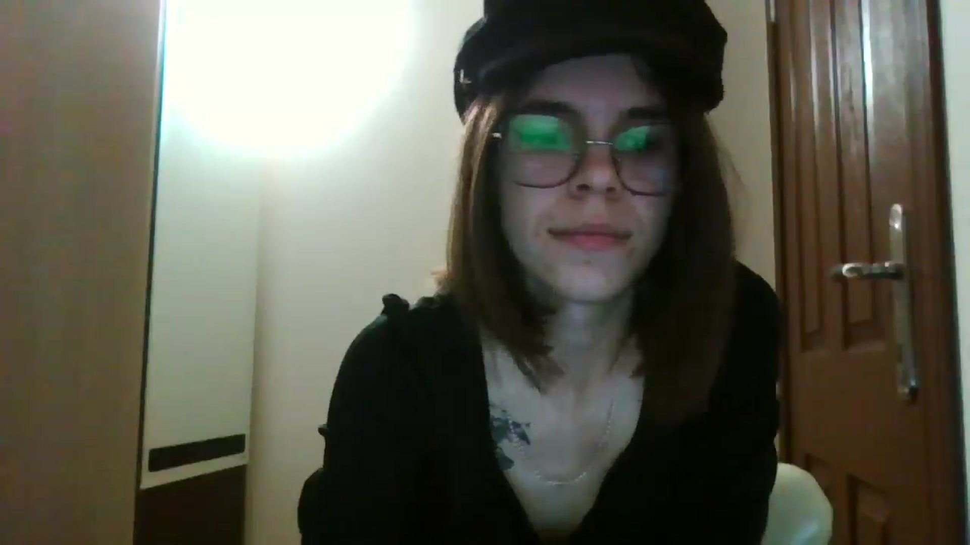Gallery image thumbnail from EmilyWills's myfreecams stream on, 12/16/2025, 23:21 image 6 of 20