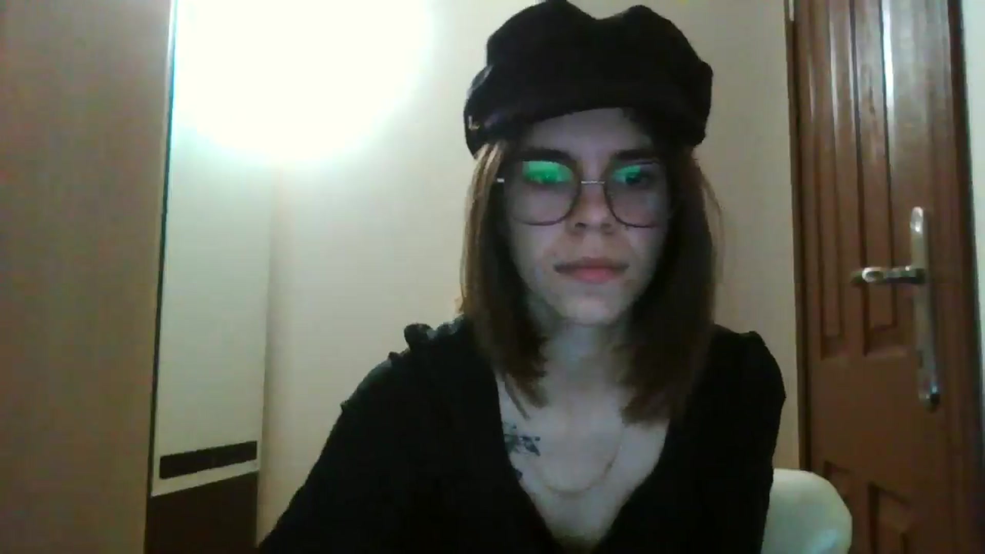 Gallery image thumbnail from EmilyWills's myfreecams stream on, 12/16/2025, 23:21 image 11 of 20