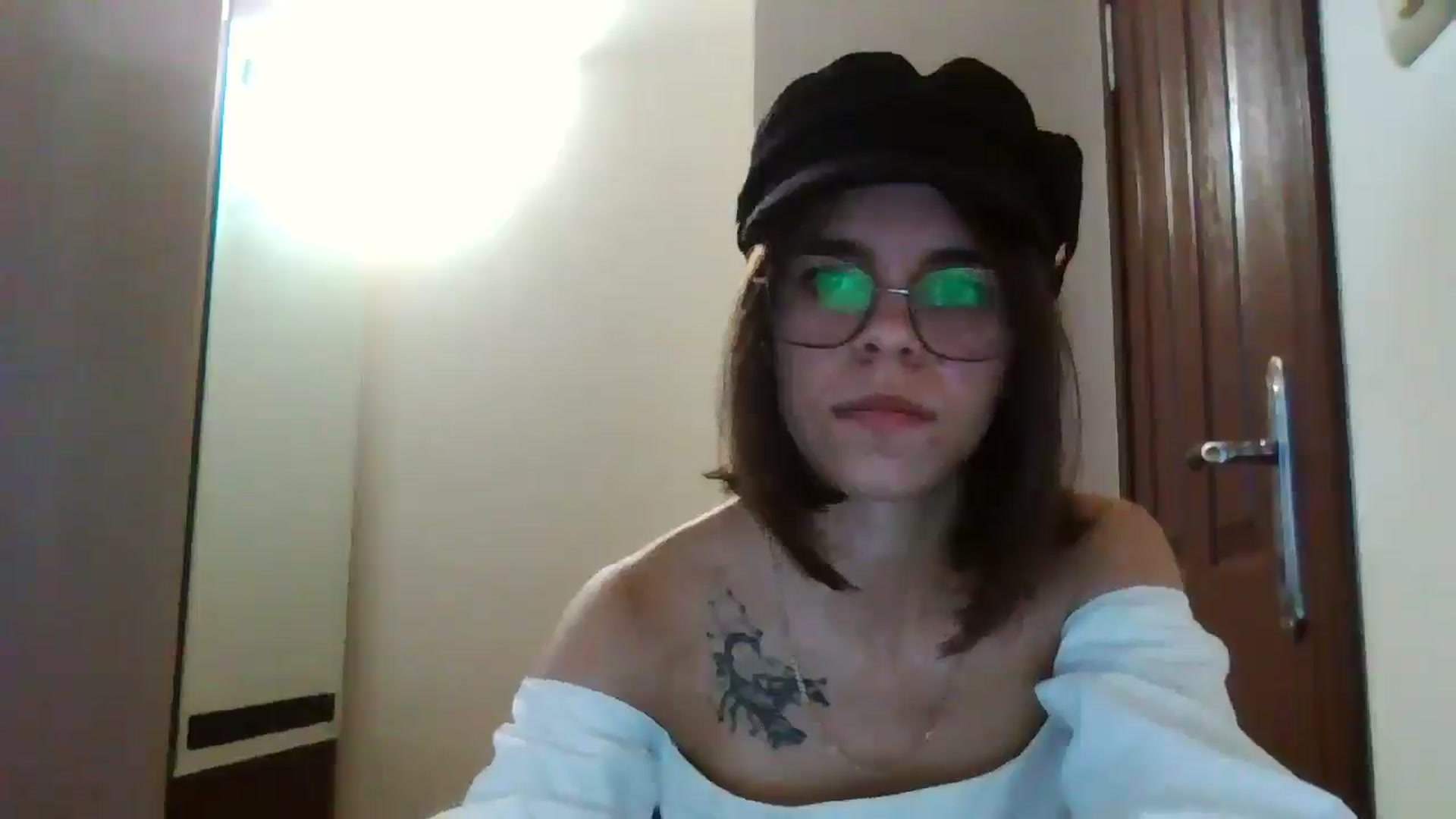 Gallery image thumbnail from EmilyWills's myfreecams stream on, 12/18/2025, 14:37 image 16 of 20