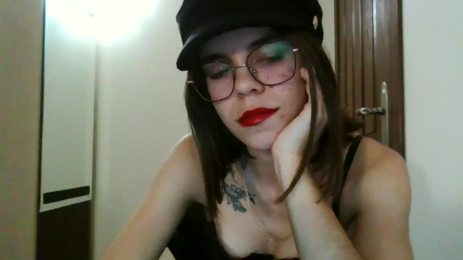 Gallery image thumbnail from EmilyWills's myfreecams stream on, 12/19/2025, 15:53 image 16 of 20