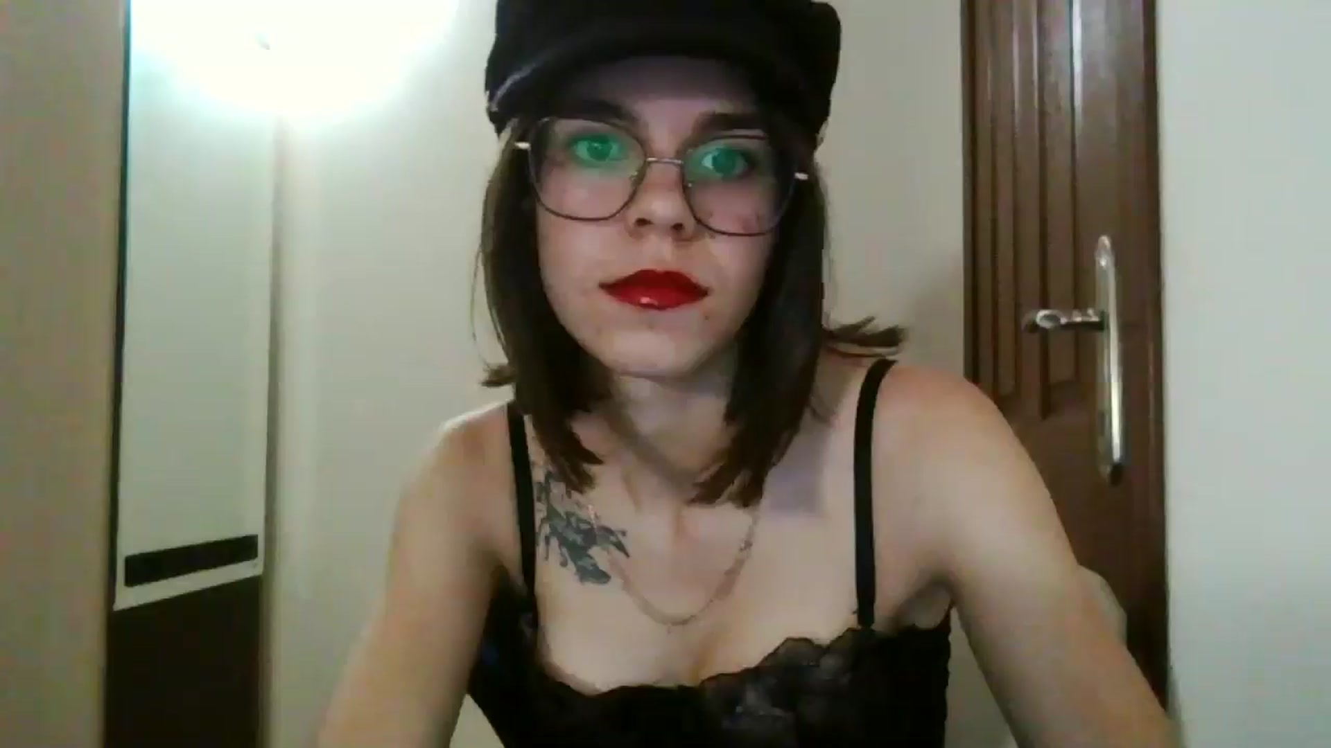 Gallery image thumbnail from EmilyWills's myfreecams stream on, 12/19/2025, 15:53 image 2 of 20