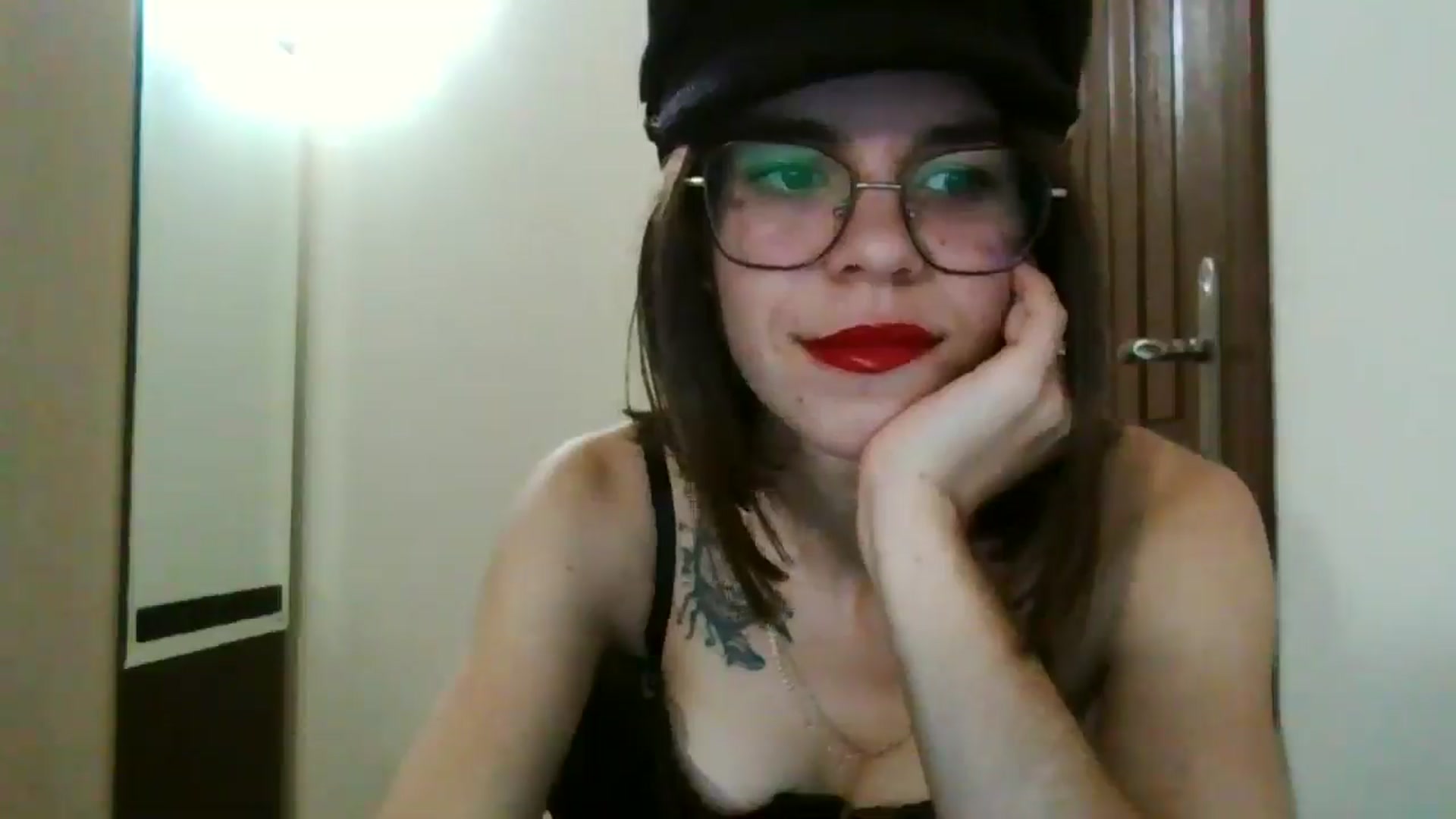 Gallery image thumbnail from EmilyWills's myfreecams stream on, 12/19/2025, 15:53 image 15 of 20