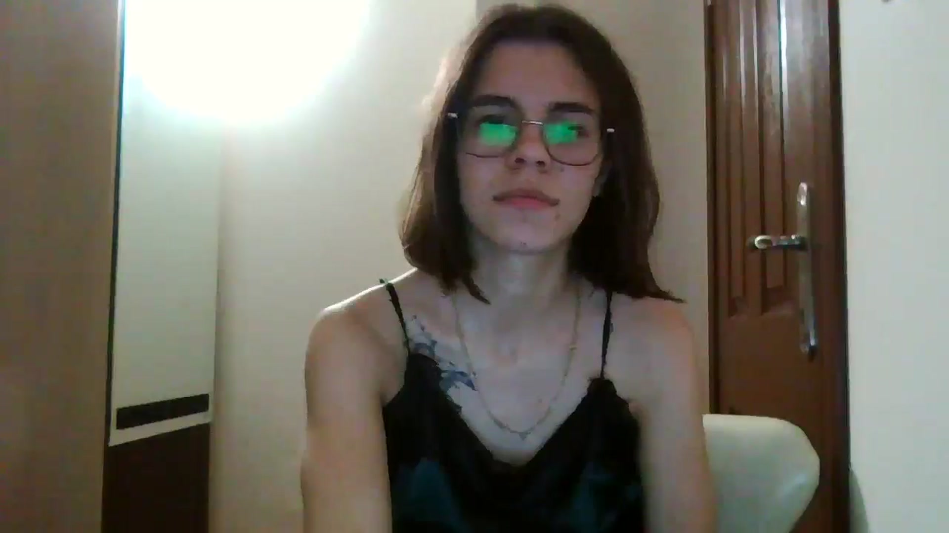 Gallery image thumbnail from EmilyWills's myfreecams stream on, 12/20/2025, 23:12 image 7 of 20