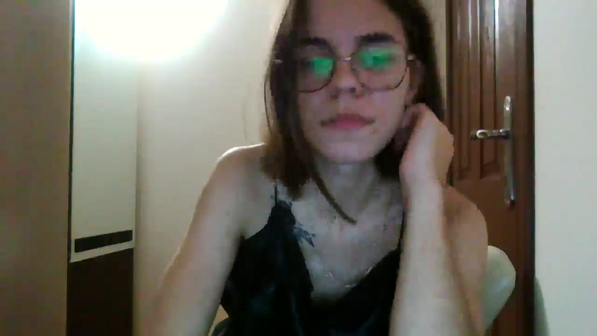 Gallery image thumbnail from EmilyWills's myfreecams stream on, 12/20/2025, 23:12 image 15 of 20