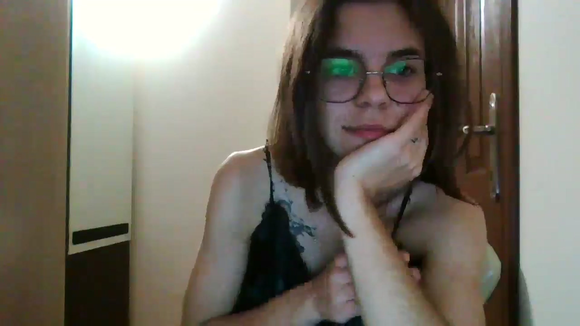 Gallery image thumbnail from EmilyWills's myfreecams stream on, 12/20/2025, 23:12 image 10 of 20