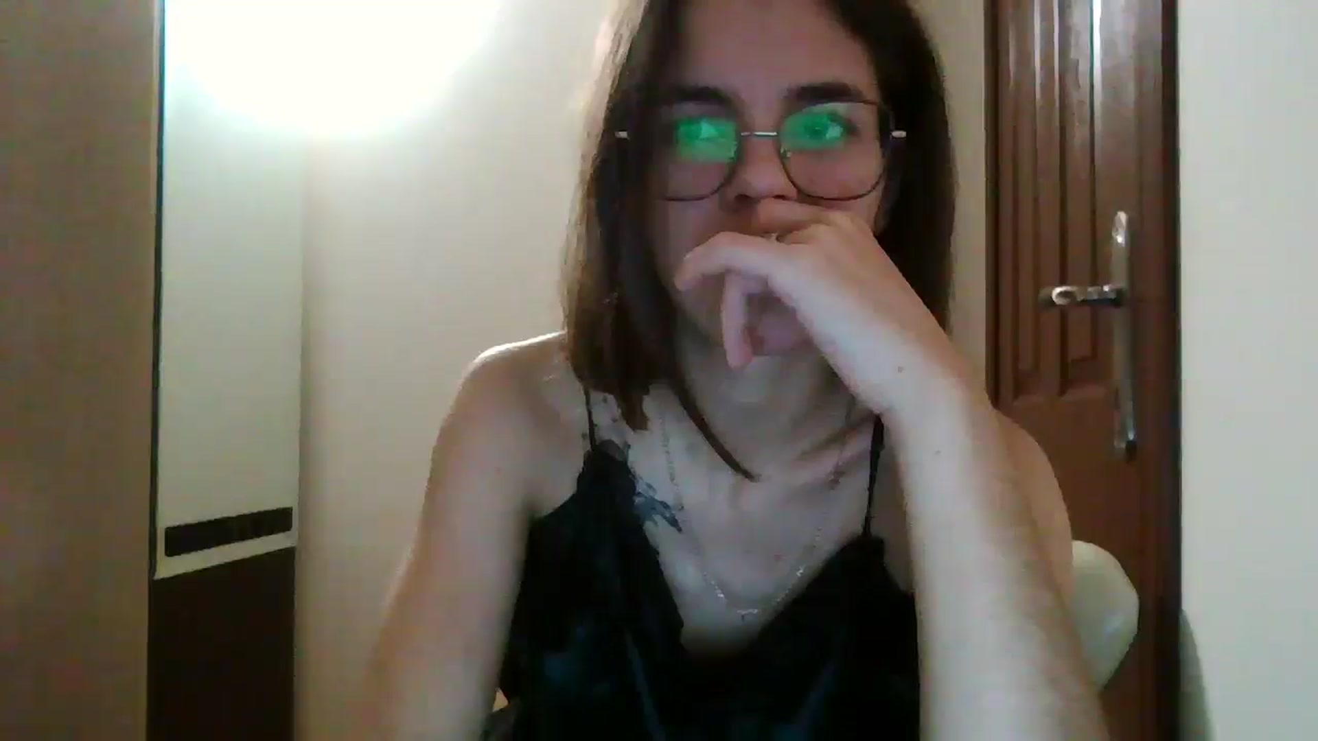 Gallery image thumbnail from EmilyWills's myfreecams stream on, 12/20/2025, 23:12 image 19 of 20