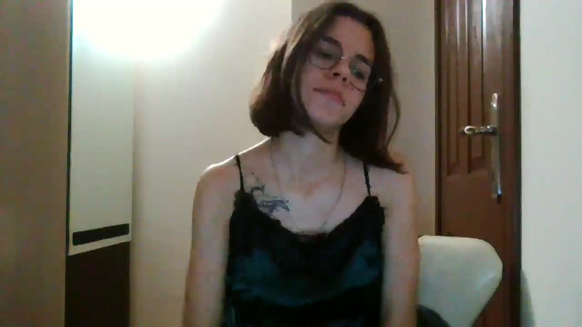 Gallery image thumbnail from EmilyWills's myfreecams stream on, 12/20/2025, 23:12 image 9 of 20