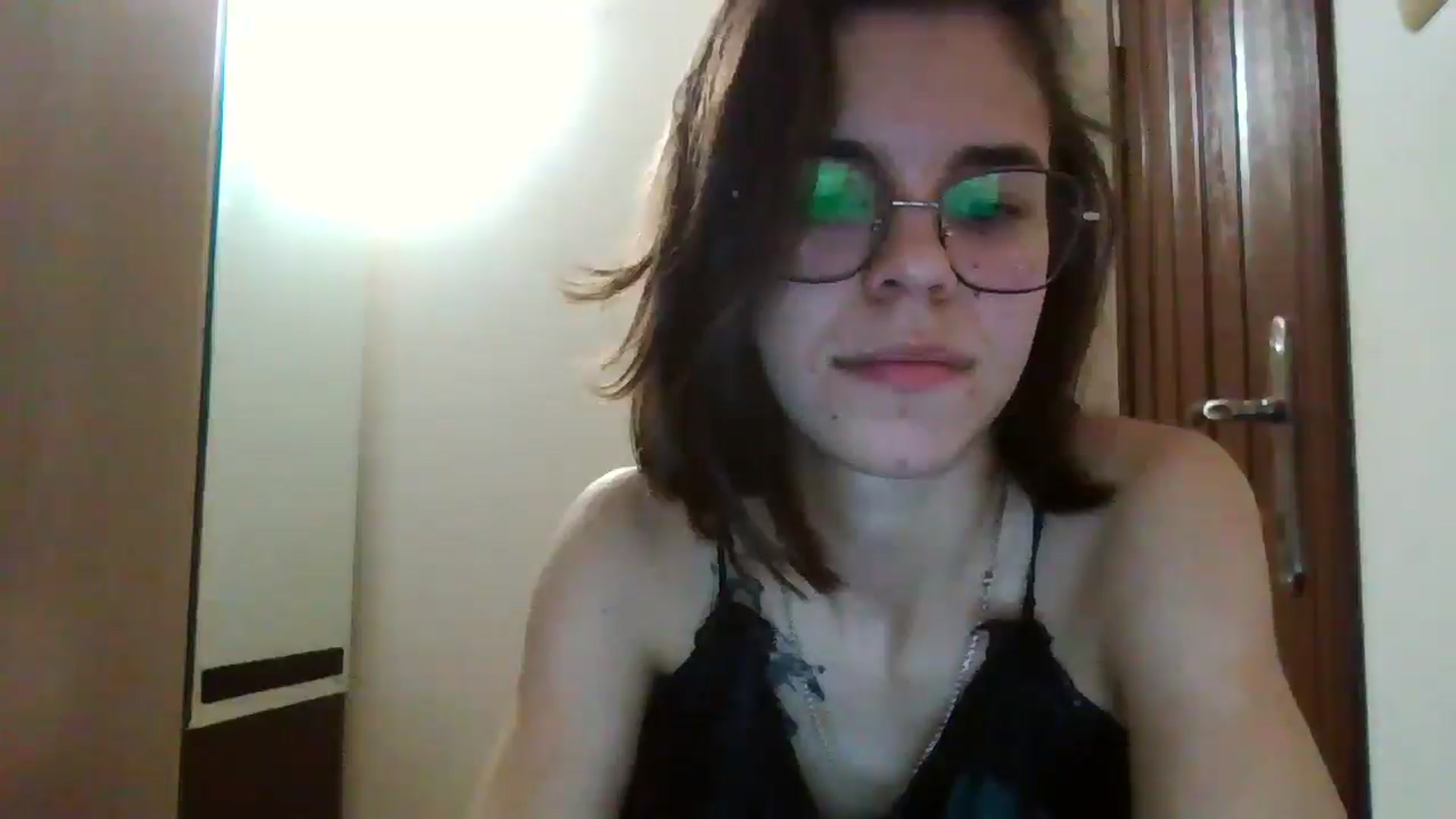 Gallery image thumbnail from EmilyWills's myfreecams stream on, 12/21/2025, 24:36 image 10 of 20