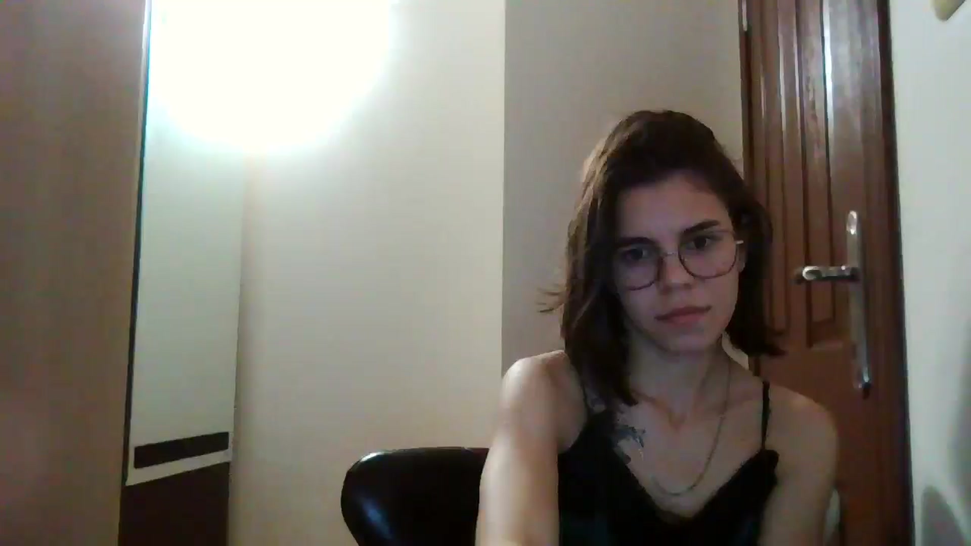Gallery image thumbnail from EmilyWills's myfreecams stream on, 12/21/2025, 24:36 image 15 of 20