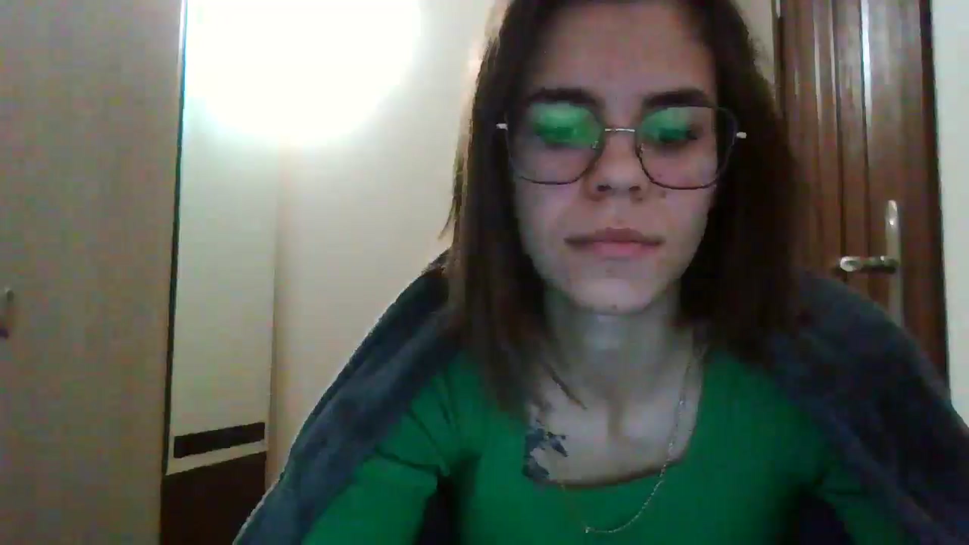Gallery image thumbnail from EmilyWills's myfreecams stream on, 12/22/2025, 07:25 image 17 of 20