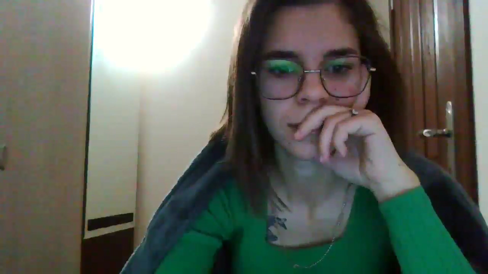 Gallery image thumbnail from EmilyWills's myfreecams stream on, 12/22/2025, 07:25 image 16 of 20