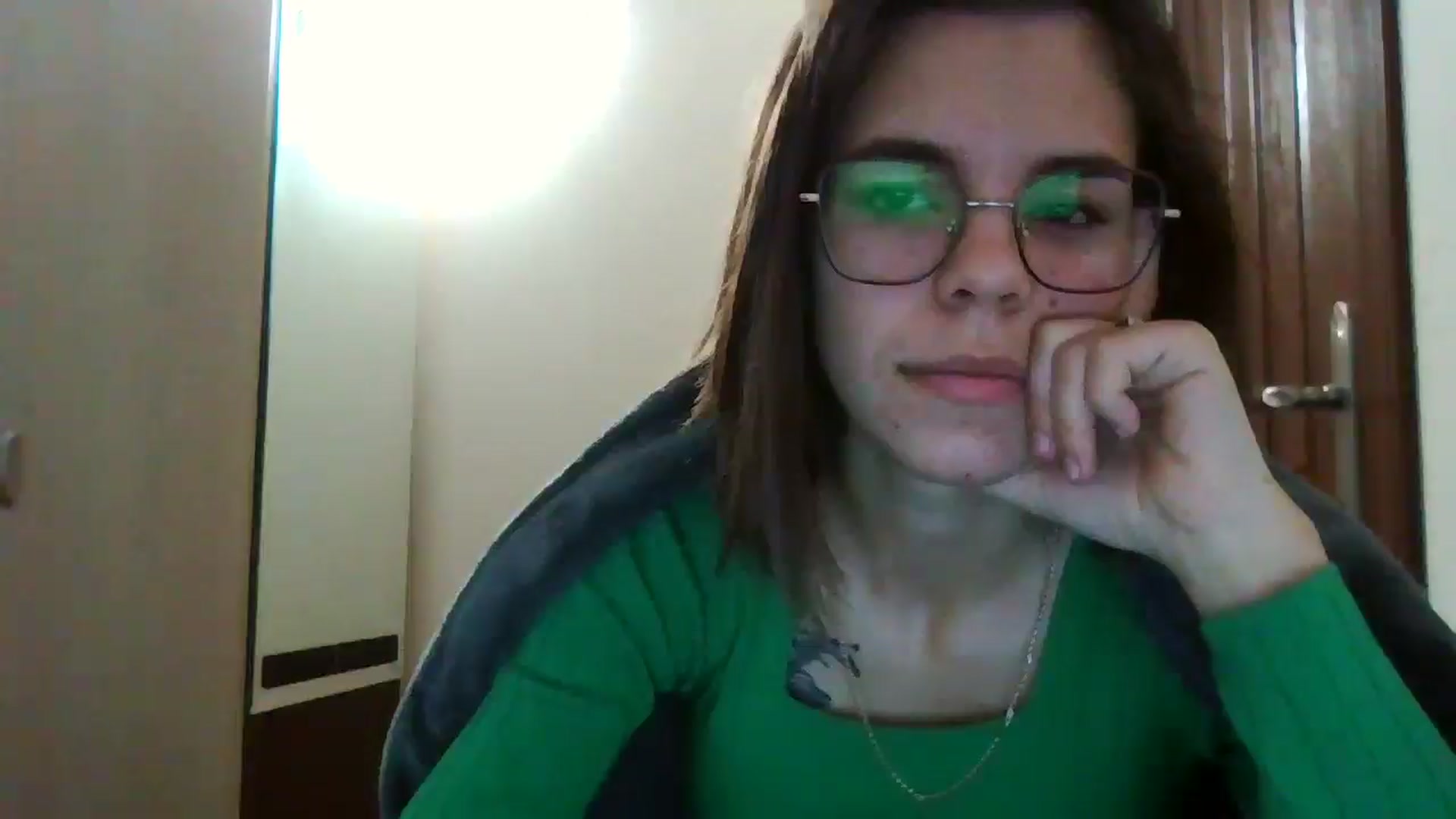 Gallery image thumbnail from EmilyWills's myfreecams stream on, 12/22/2025, 07:25 image 6 of 20