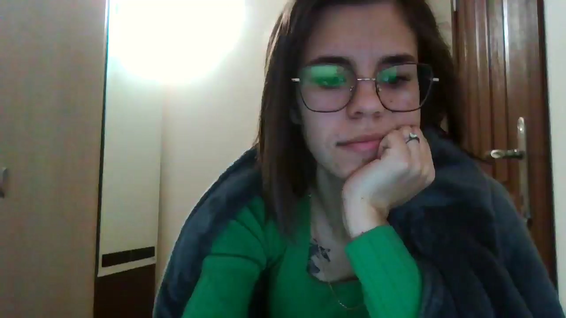 Gallery image thumbnail from EmilyWills's myfreecams stream on, 12/22/2025, 07:25 image 3 of 20