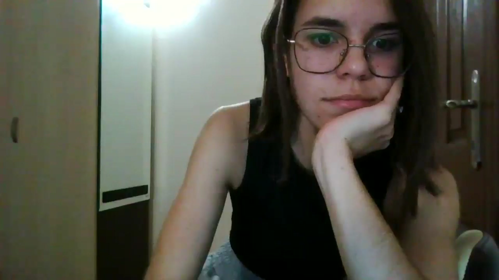 Gallery image thumbnail from EmilyWills's myfreecams stream on, 12/22/2025, 22:05 image 18 of 20