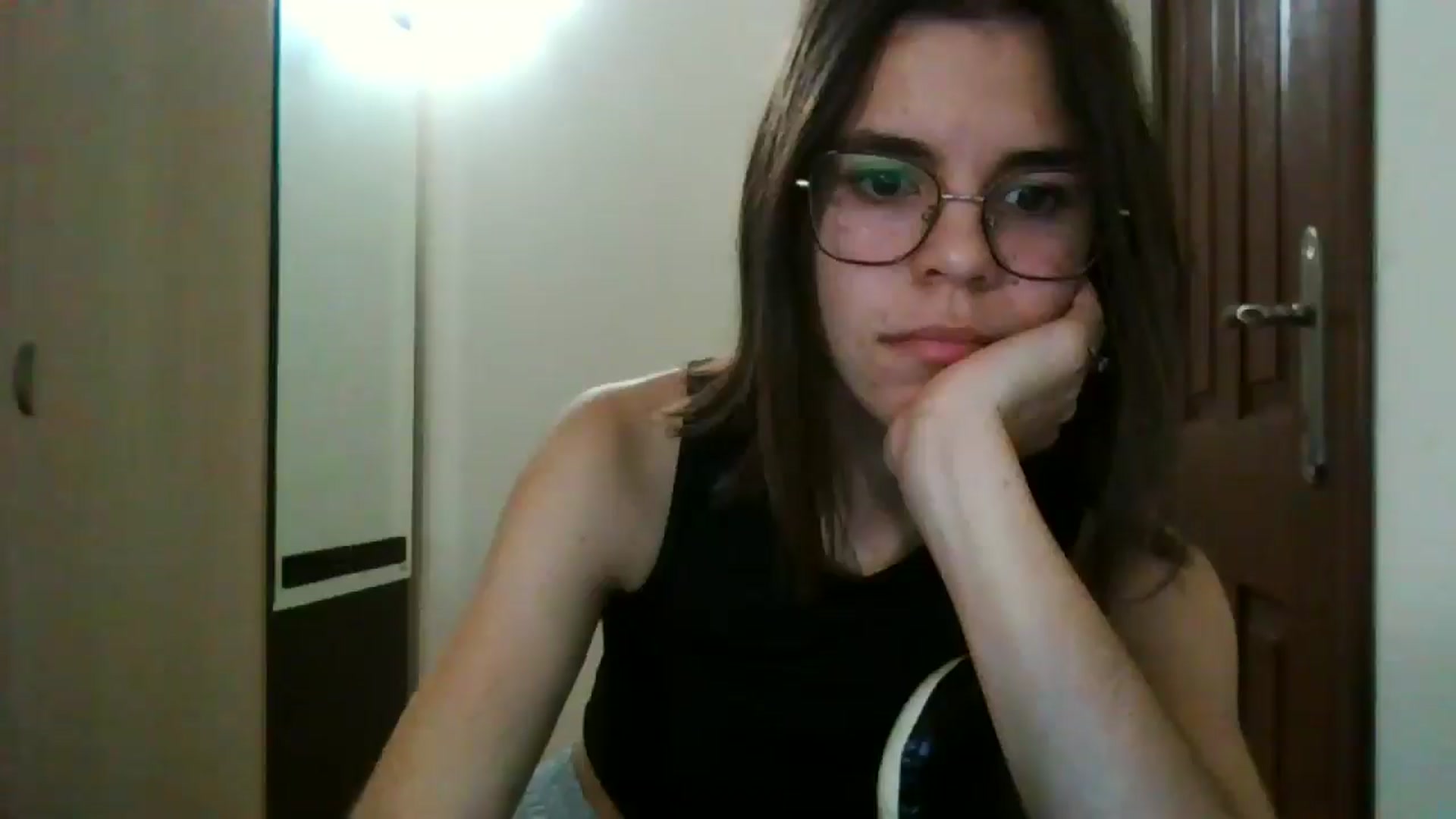 Gallery image thumbnail from EmilyWills's myfreecams stream on, 12/22/2025, 22:05 image 7 of 20