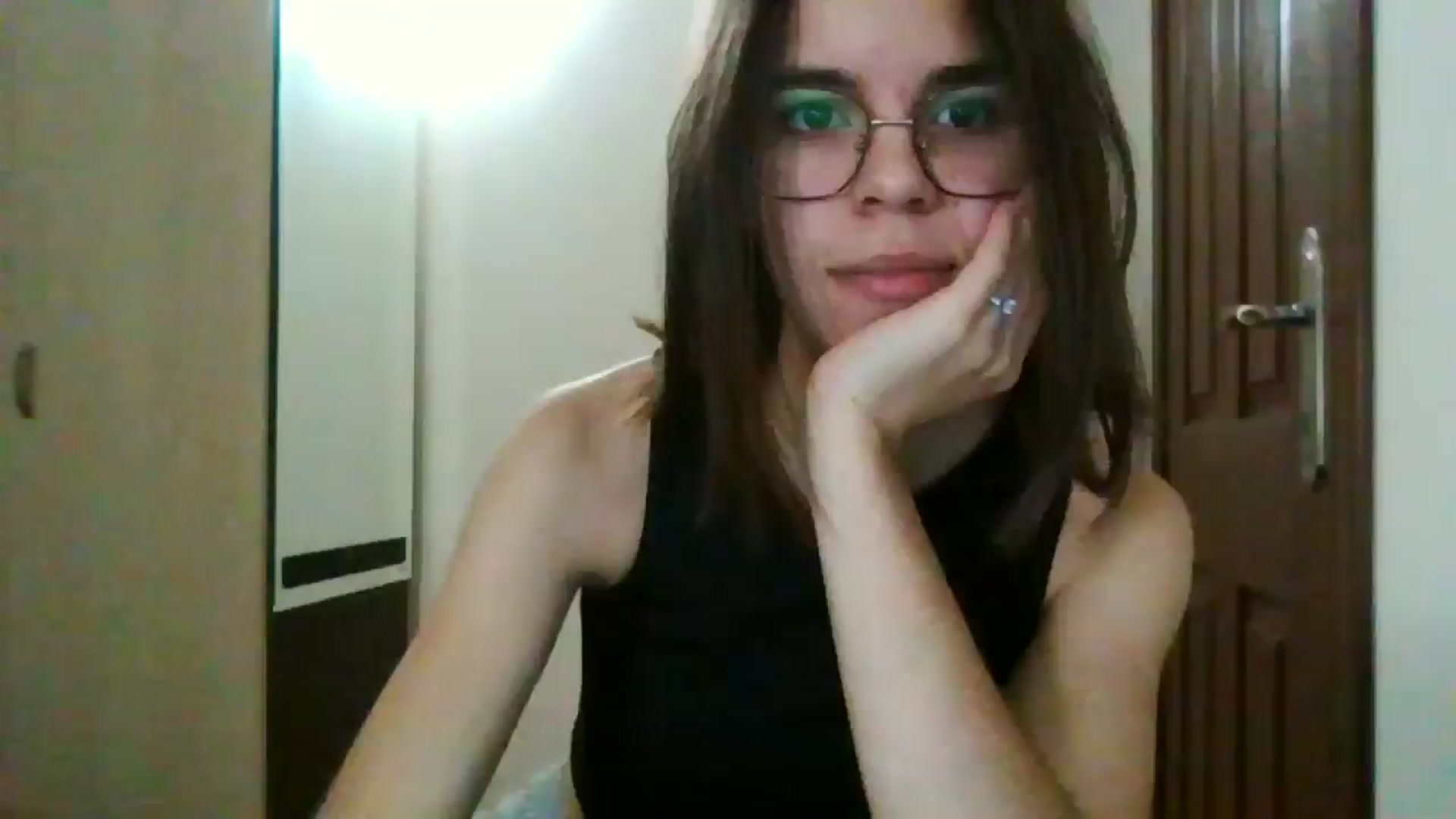 Gallery image thumbnail from EmilyWills's myfreecams stream on, 12/22/2025, 22:05 image 3 of 20
