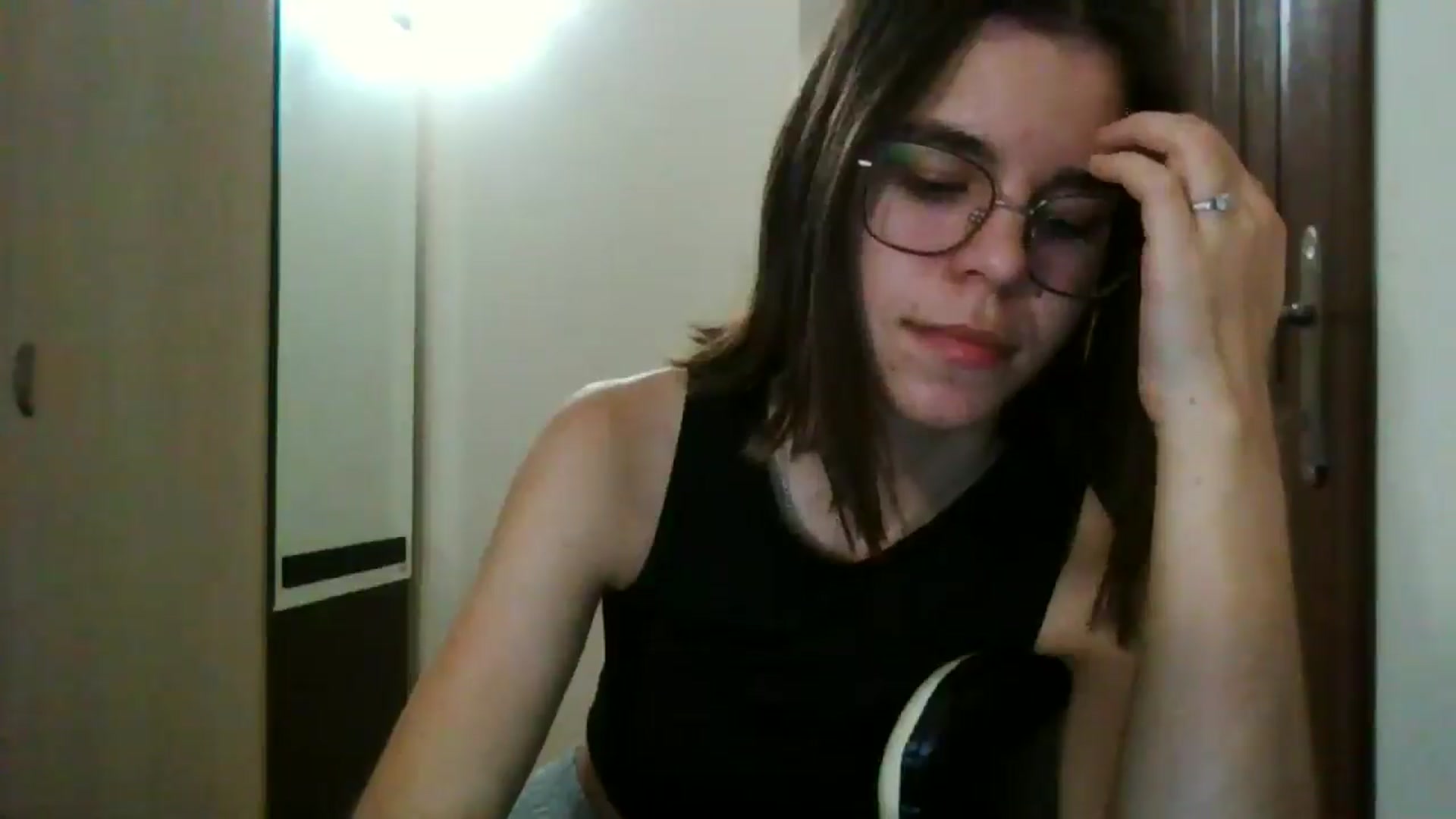 Gallery image thumbnail from EmilyWills's myfreecams stream on, 12/22/2025, 22:05 image 8 of 20