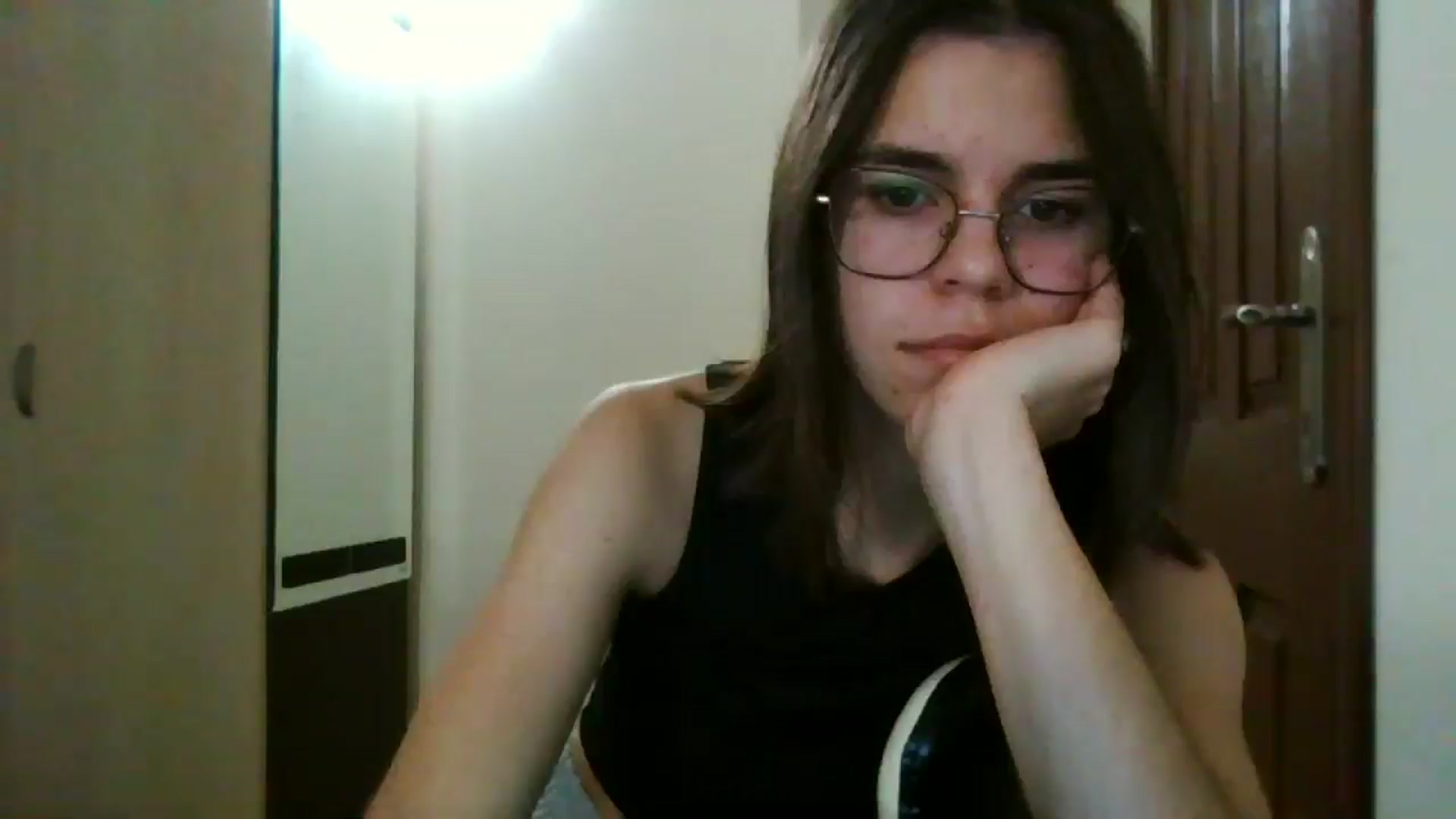 Gallery image thumbnail from EmilyWills's myfreecams stream on, 12/22/2025, 22:05 image 16 of 20