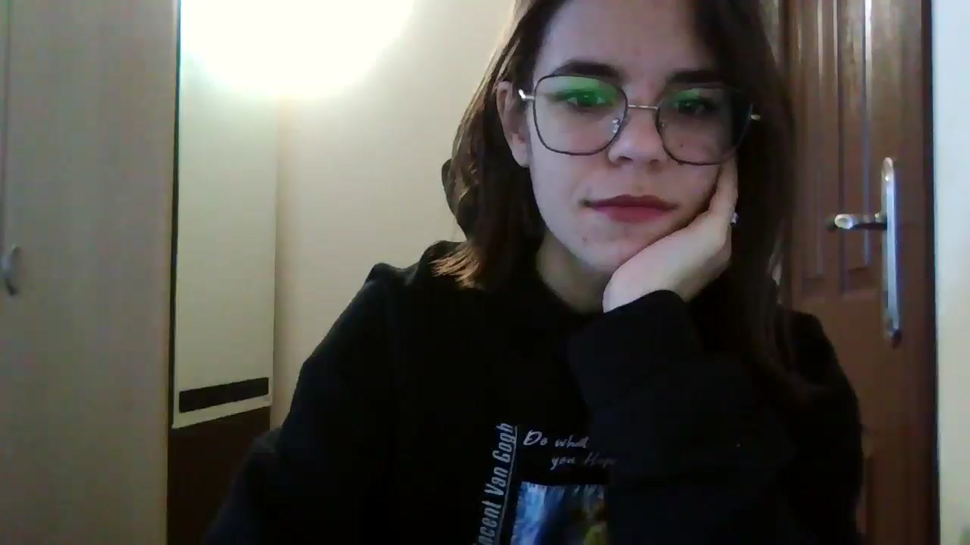 Gallery image thumbnail from EmilyWills's myfreecams stream on, 12/23/2025, 06:48 image 17 of 20