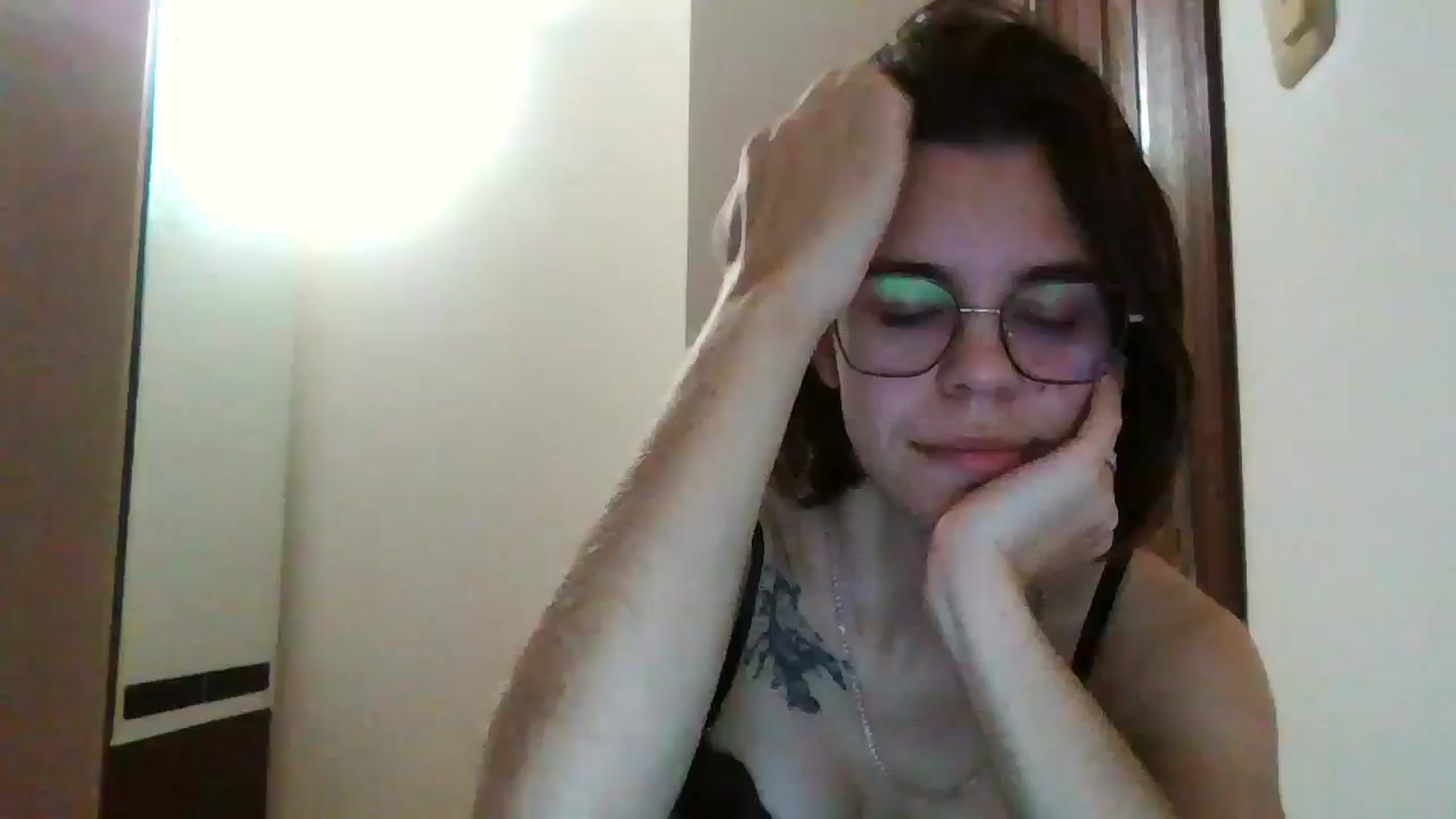 Gallery image thumbnail from EmilyWills's myfreecams stream on, 12/26/2025, 01:10 image 14 of 20